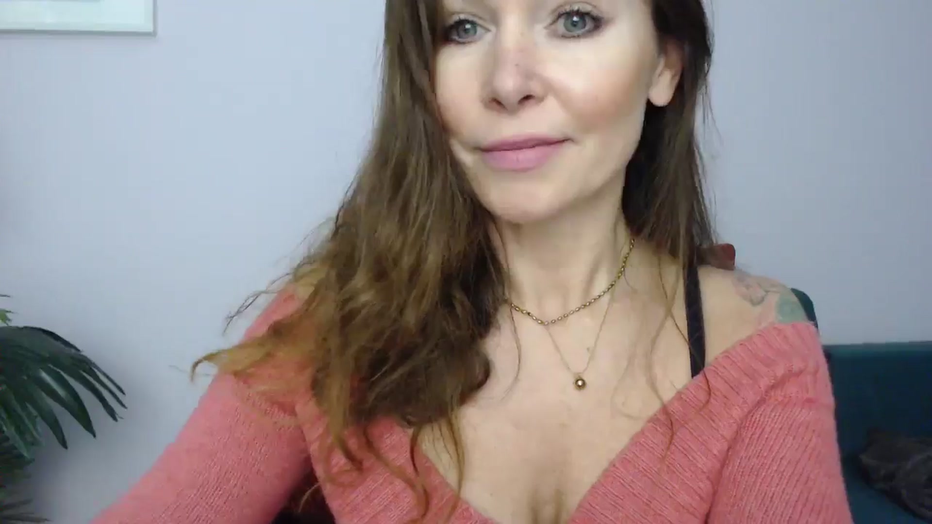 Gallery image thumbnail from Delilah_sweet's myfreecams stream on, 12/05/2024, 16:02 image 3 of 20