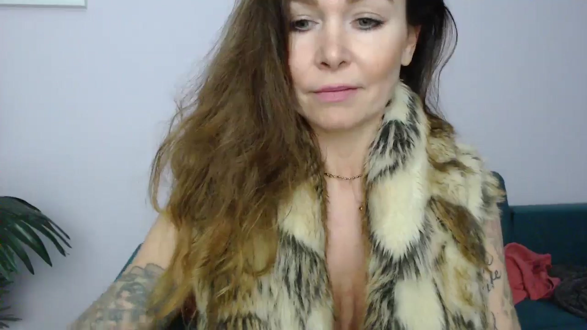 Gallery image thumbnail from Delilah_sweet's myfreecams stream on, 12/05/2024, 16:29 image 13 of 20