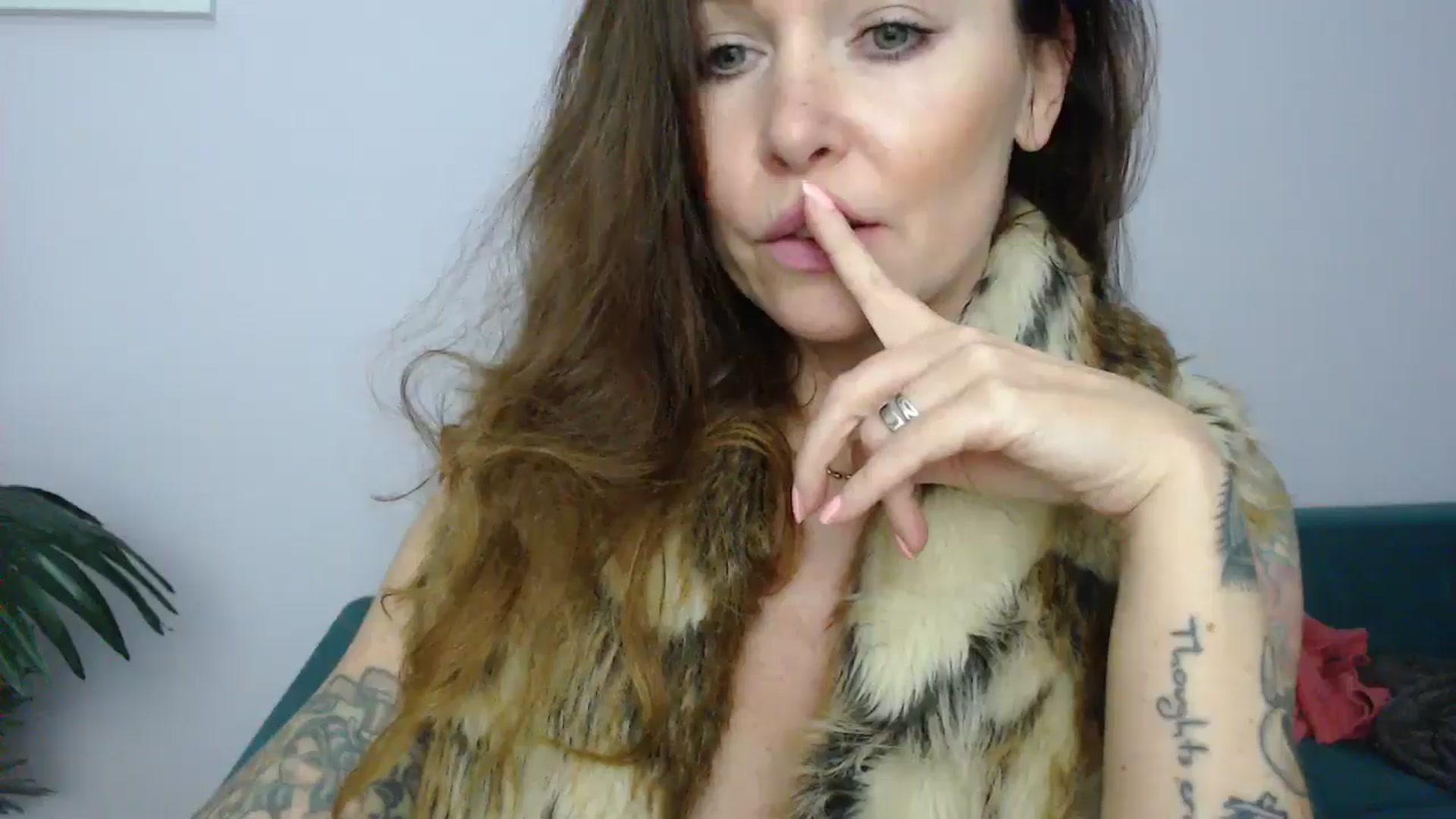 Gallery image thumbnail from Delilah_sweet's myfreecams stream on, 12/05/2024, 16:29 image 5 of 20