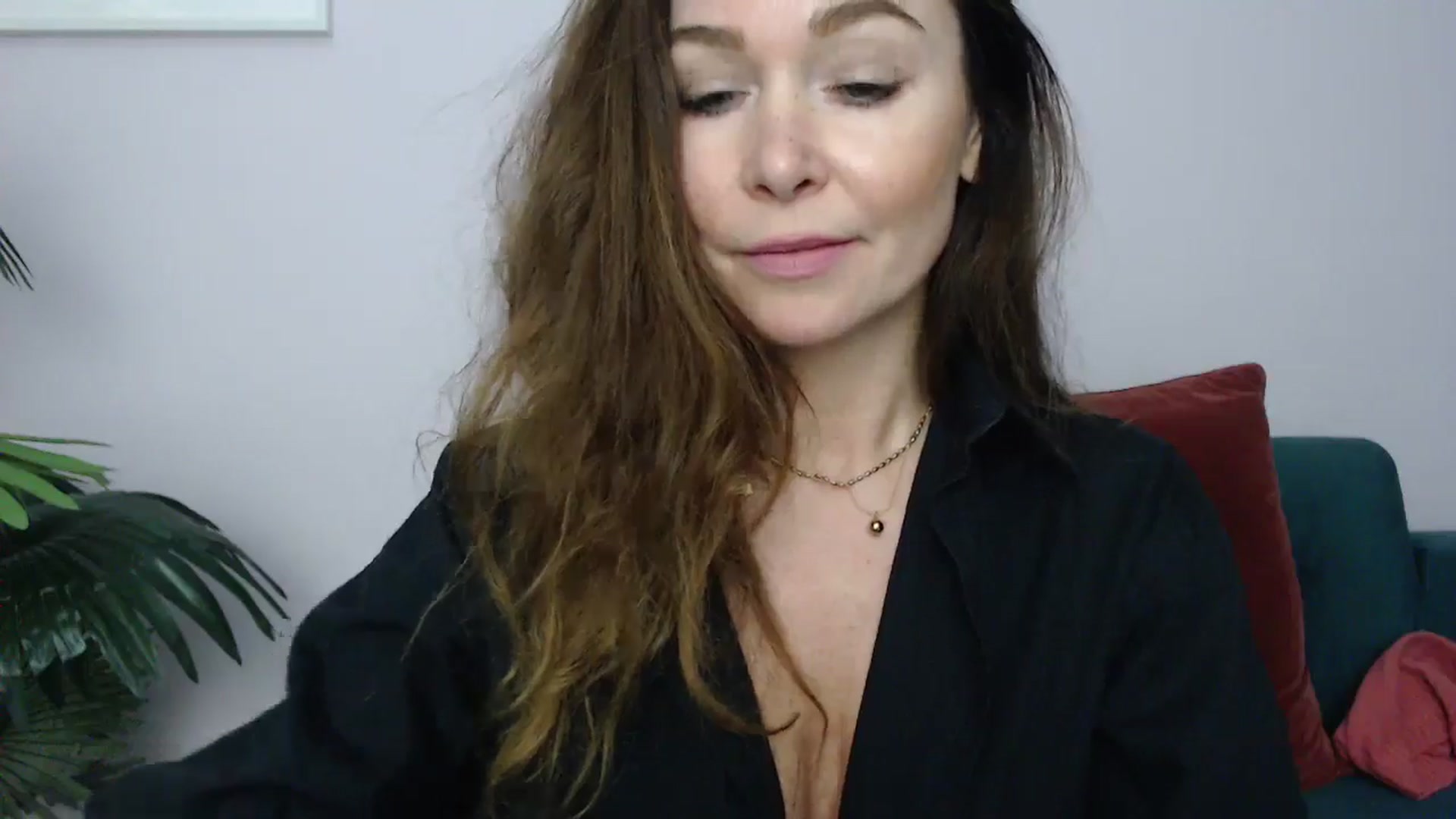 Gallery image thumbnail from Delilah_sweet's myfreecams stream on, 12/05/2024, 17:17 image 4 of 20