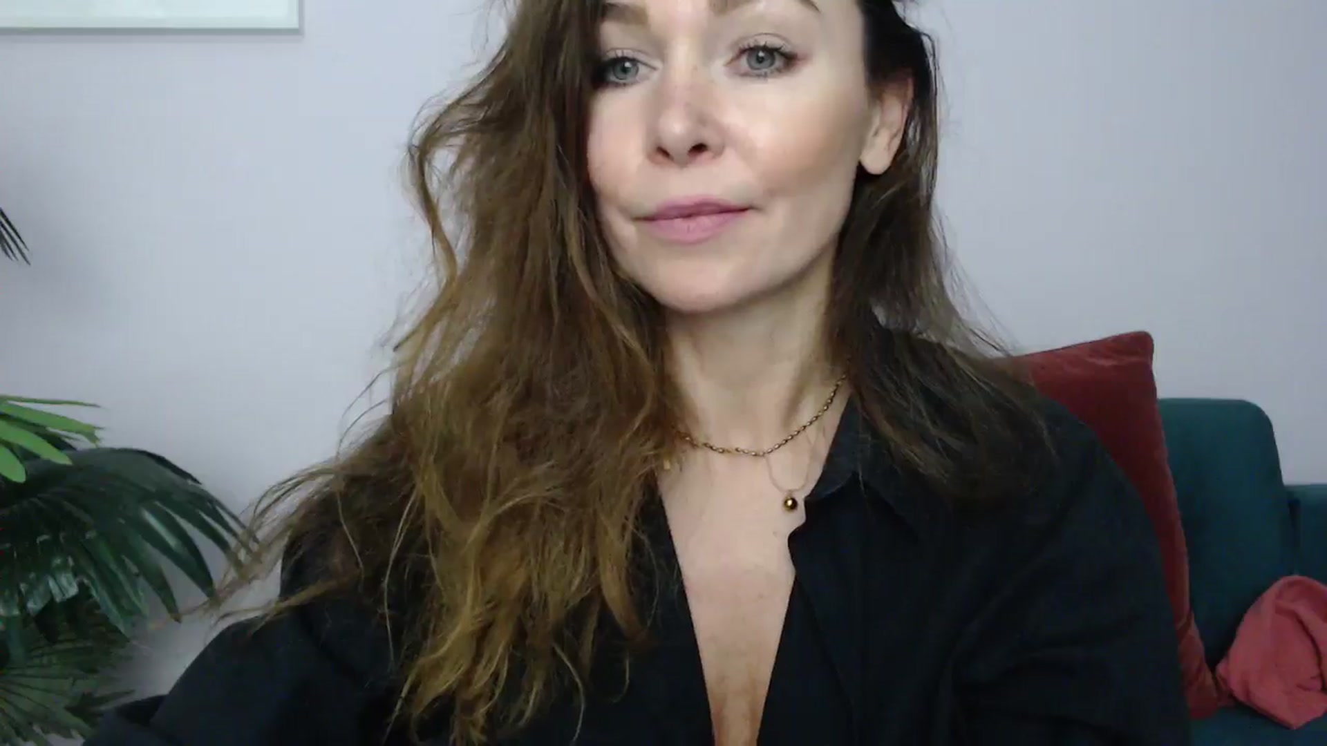 Gallery image thumbnail from Delilah_sweet's myfreecams stream on, 12/05/2024, 17:17 image 17 of 20