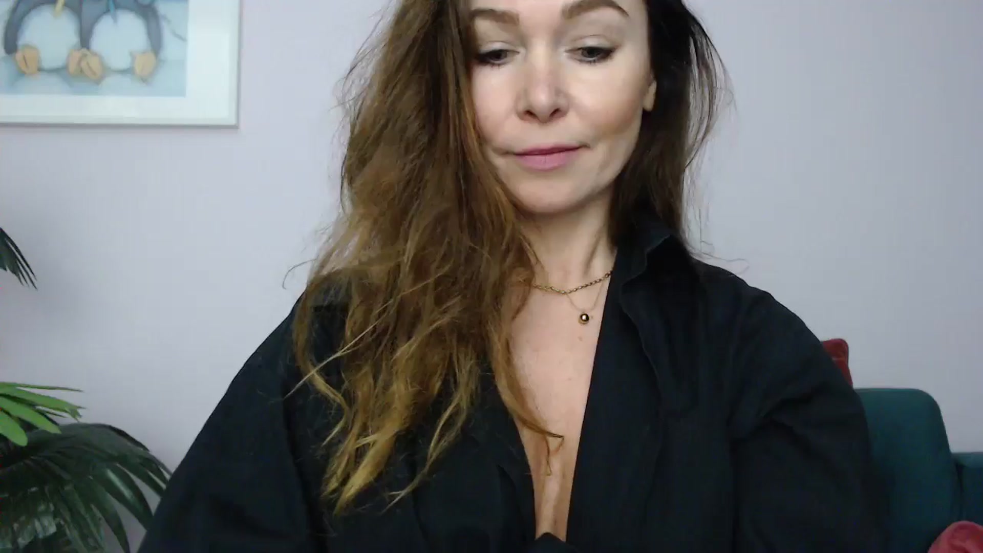 Gallery image thumbnail from Delilah_sweet's myfreecams stream on, 12/05/2024, 17:17 image 1 of 20
