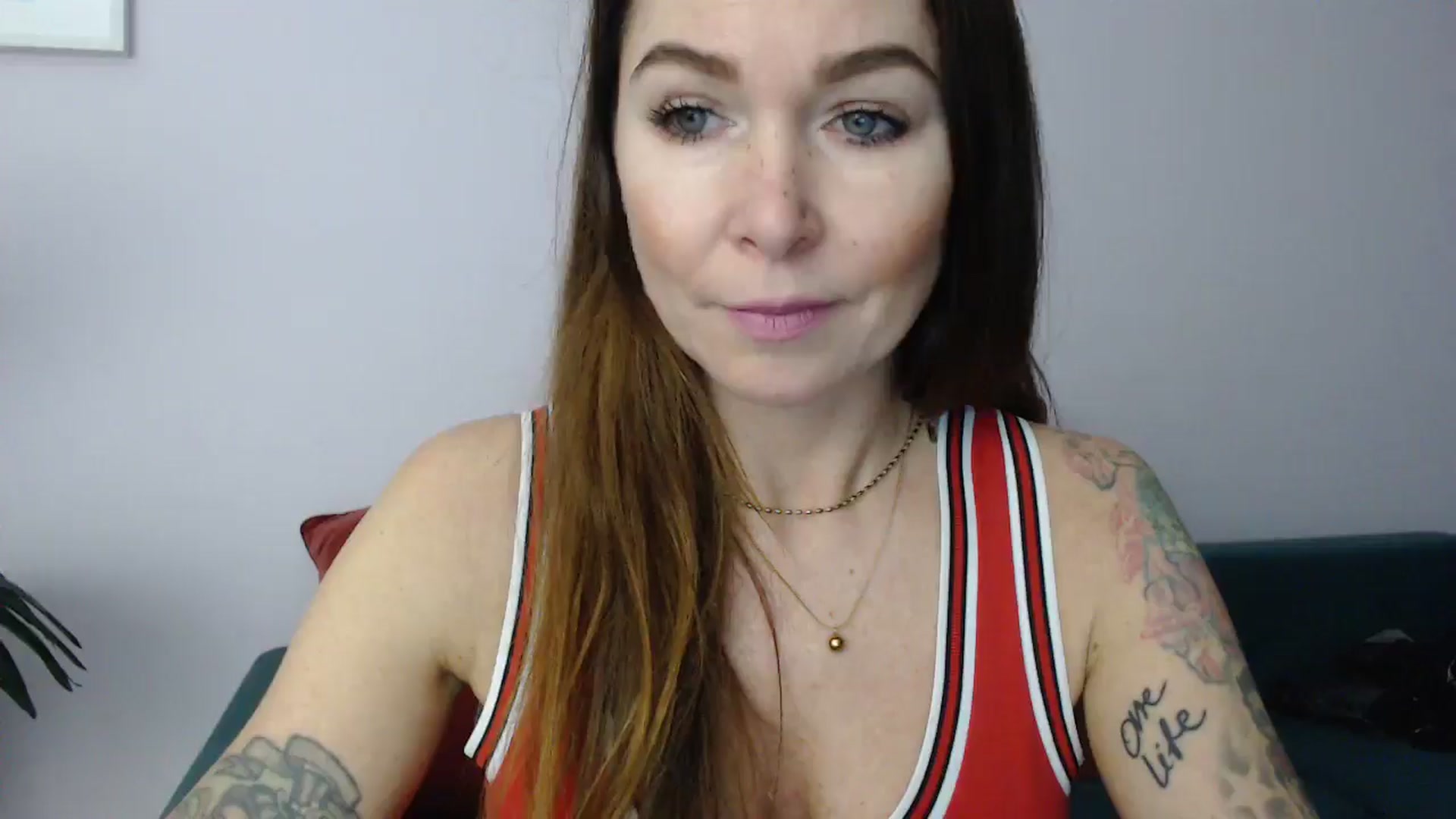 Gallery image thumbnail from Delilah_sweet's myfreecams stream on, 12/06/2024, 16:00 image 8 of 20