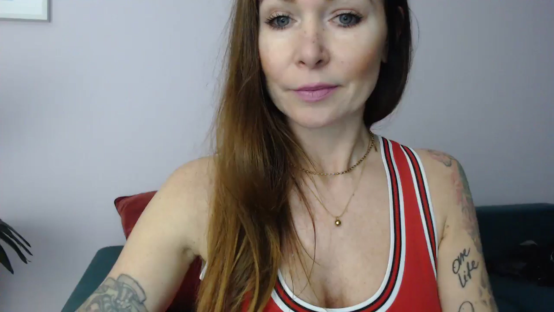 Gallery image thumbnail from Delilah_sweet's myfreecams stream on, 12/06/2024, 16:00 image 3 of 20