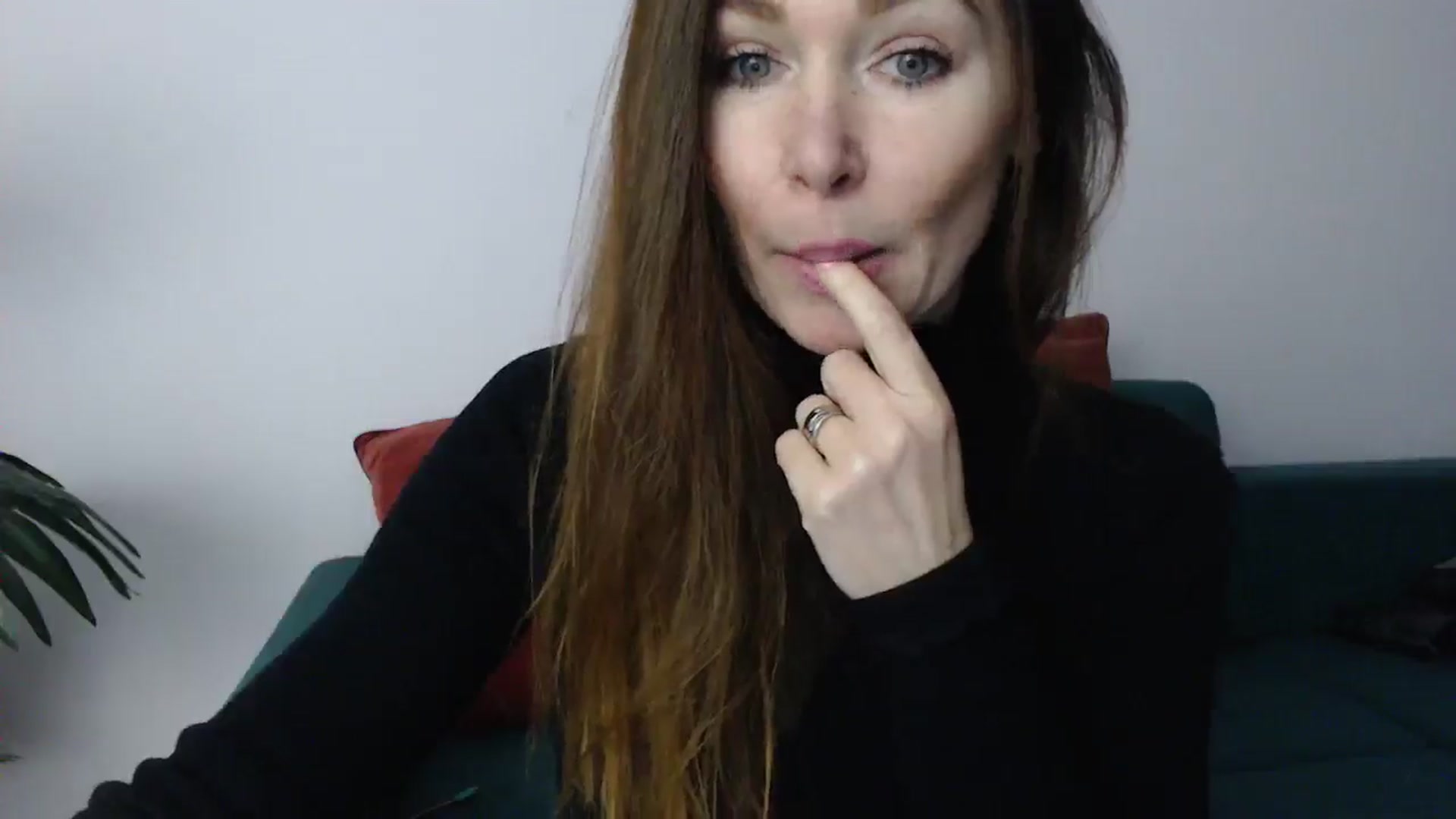 Gallery image thumbnail from Delilah_sweet's myfreecams stream on, 12/06/2024, 17:57 image 7 of 20
