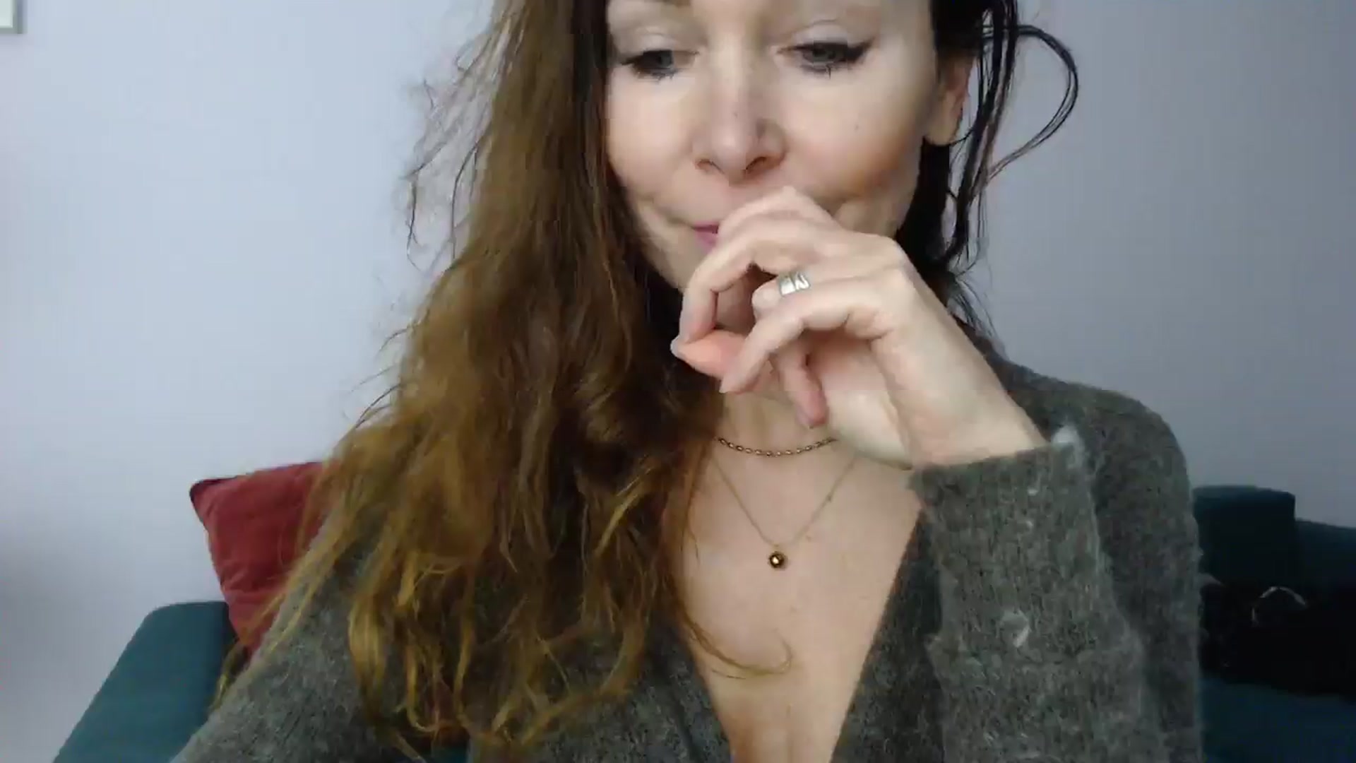 Gallery image thumbnail from Delilah_sweet's myfreecams stream on, 12/09/2024, 18:51 image 16 of 20