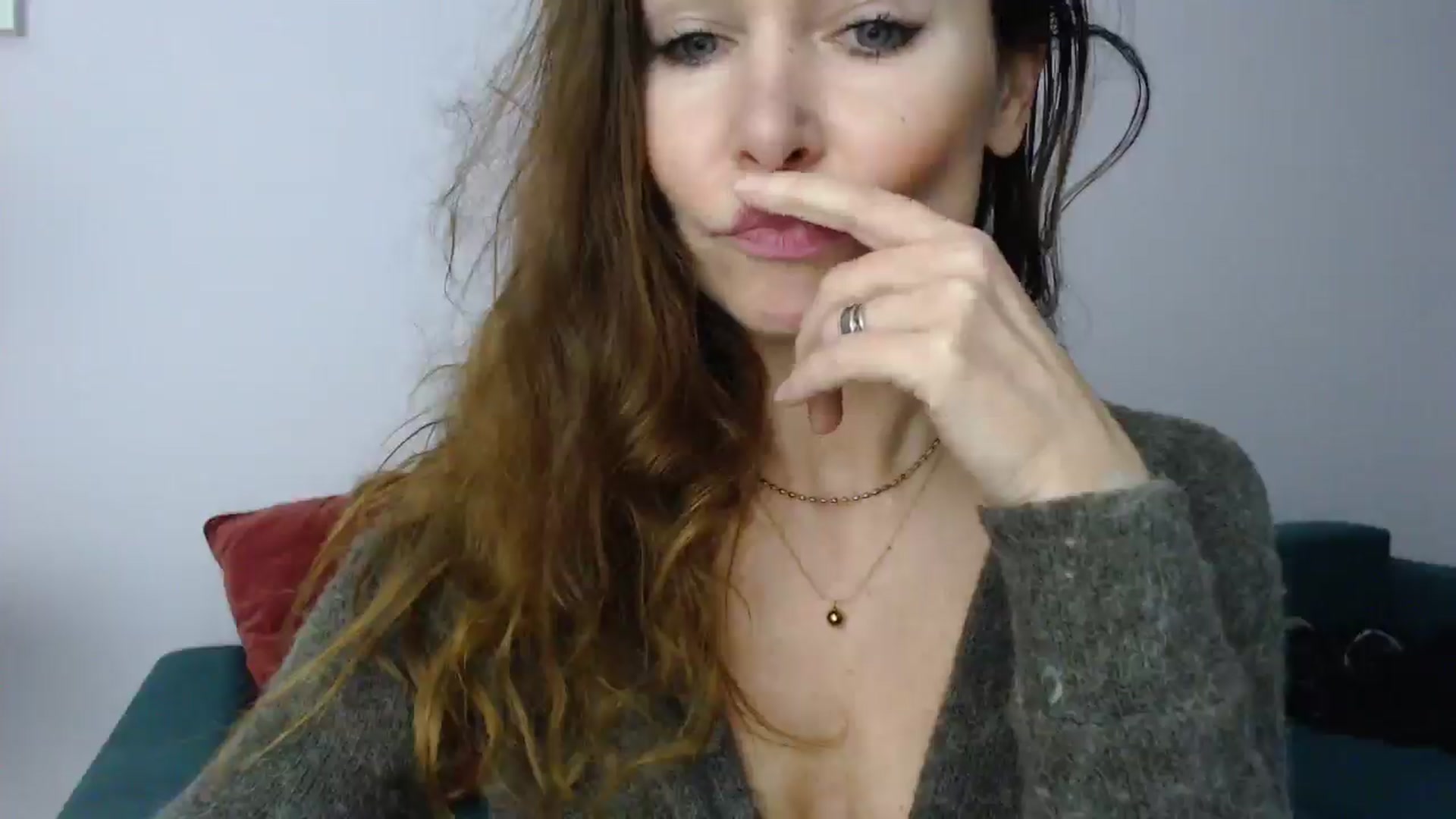 Gallery image thumbnail from Delilah_sweet's myfreecams stream on, 12/09/2024, 18:51 image 18 of 20