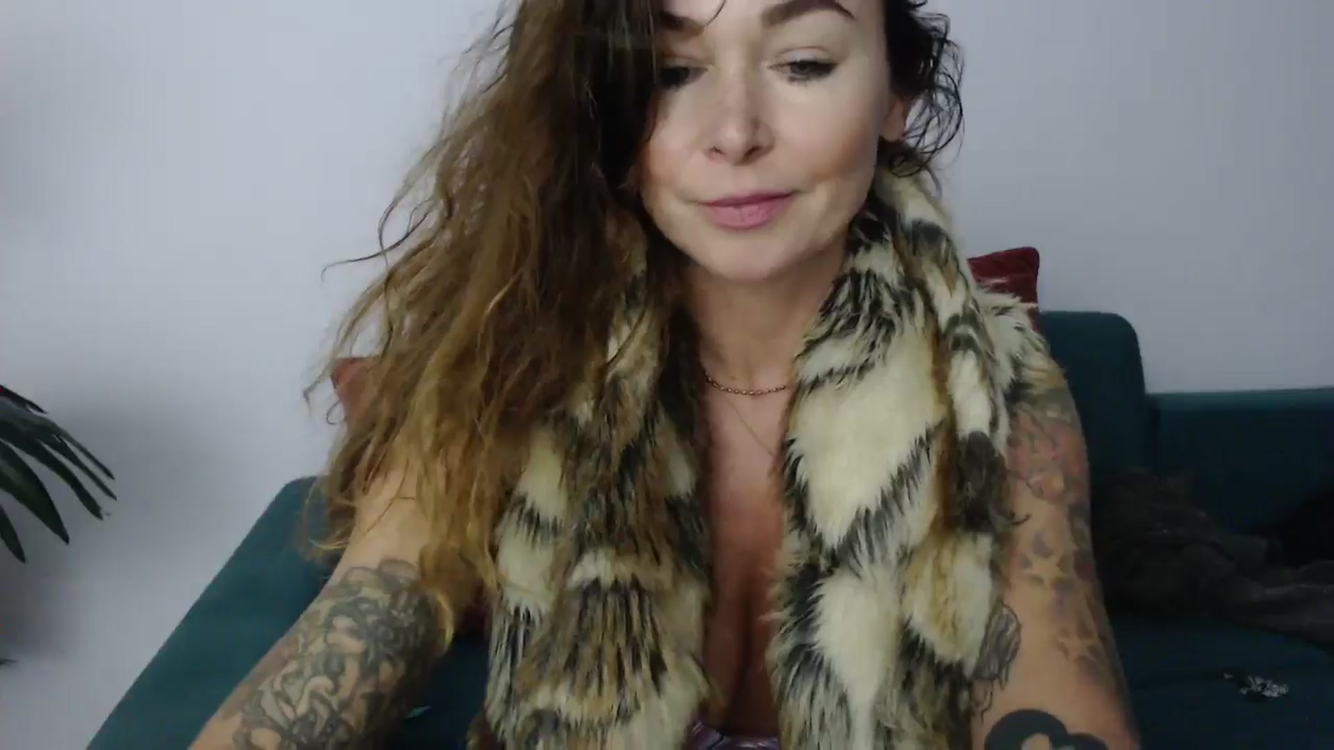 Gallery image thumbnail from Delilah_sweet's myfreecams stream on, 01/02/2025, 17:00 image 10 of 20