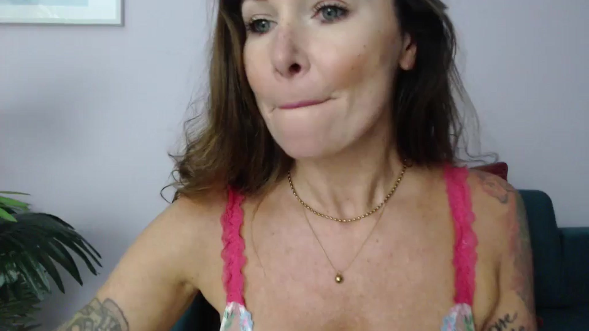 Gallery image thumbnail from Delilah_sweet's myfreecams stream on, 01/03/2025, 16:51 image 3 of 20
