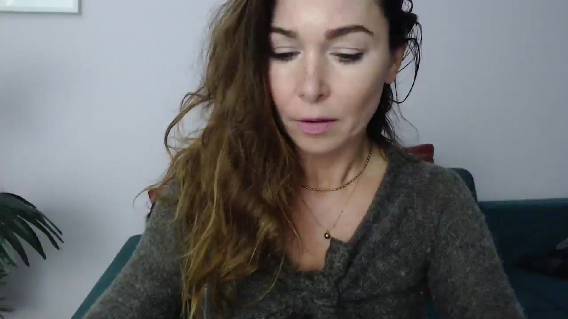 Gallery image thumbnail from Delilah_sweet's myfreecams stream on, 01/06/2025, 18:14 image 7 of 20