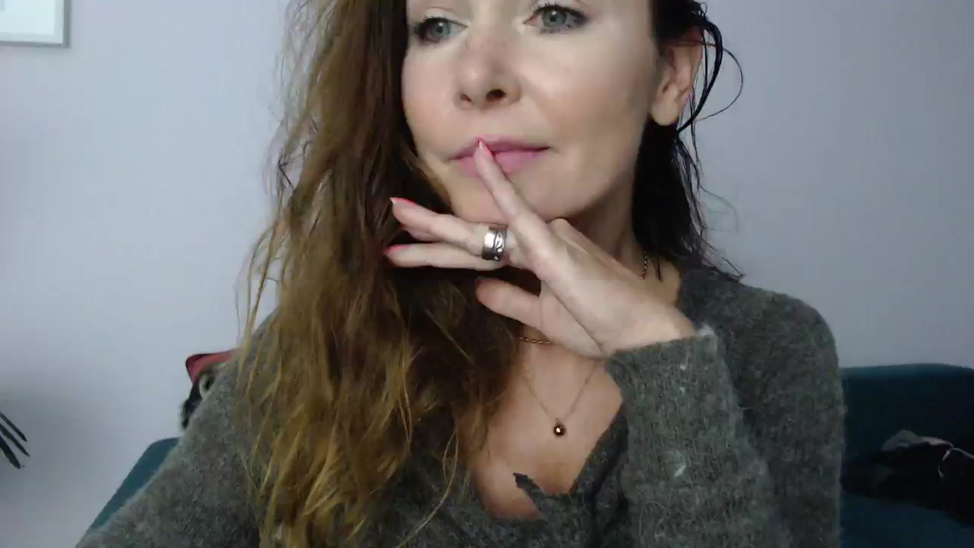 Gallery image thumbnail from Delilah_sweet's myfreecams stream on, 01/06/2025, 18:14 image 1 of 20