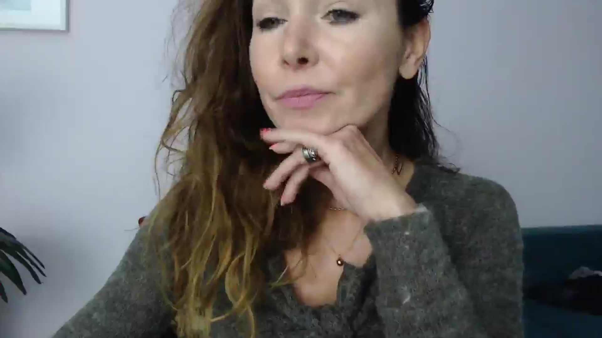Gallery image thumbnail from Delilah_sweet's myfreecams stream on, 01/06/2025, 18:14 image 3 of 20
