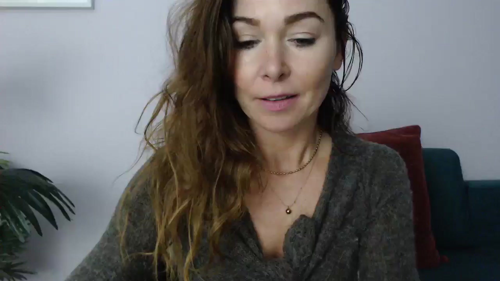 Gallery image thumbnail from Delilah_sweet's myfreecams stream on, 01/06/2025, 19:06 image 3 of 20