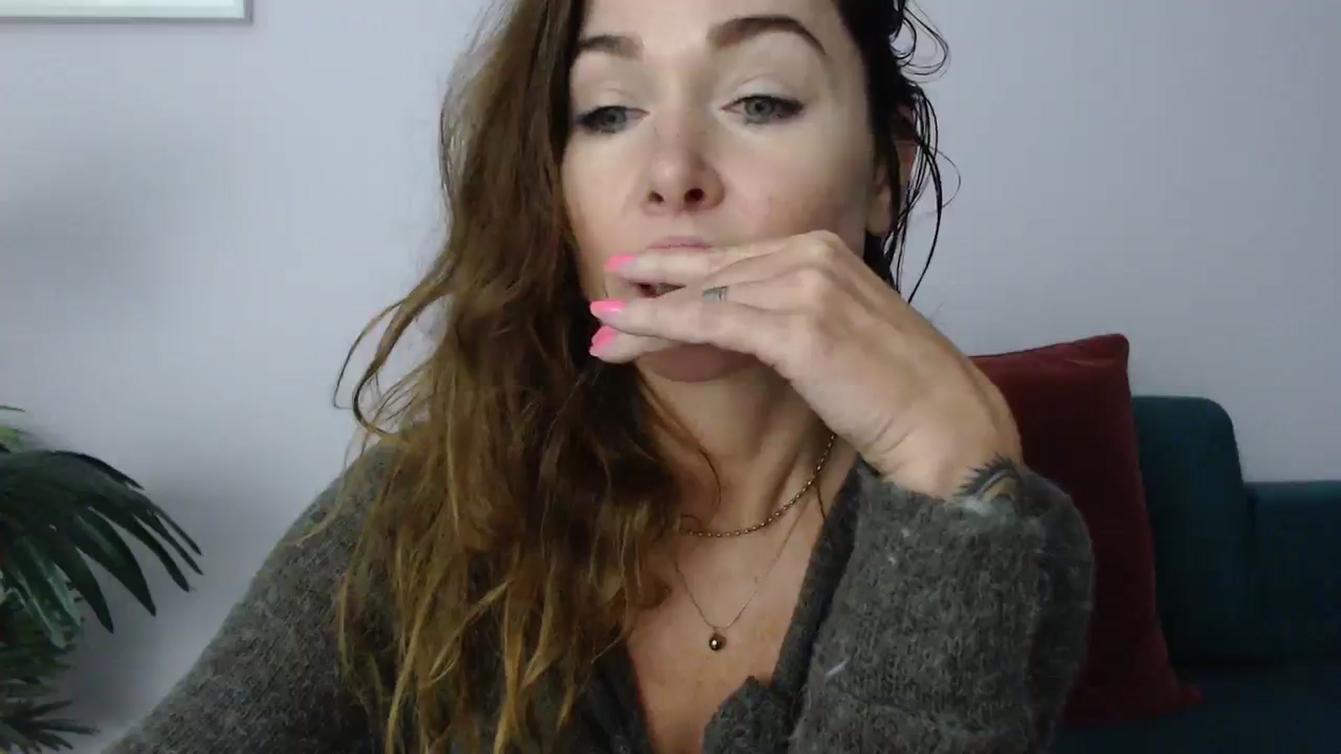 Gallery image thumbnail from Delilah_sweet's myfreecams stream on, 01/06/2025, 19:06 image 17 of 20