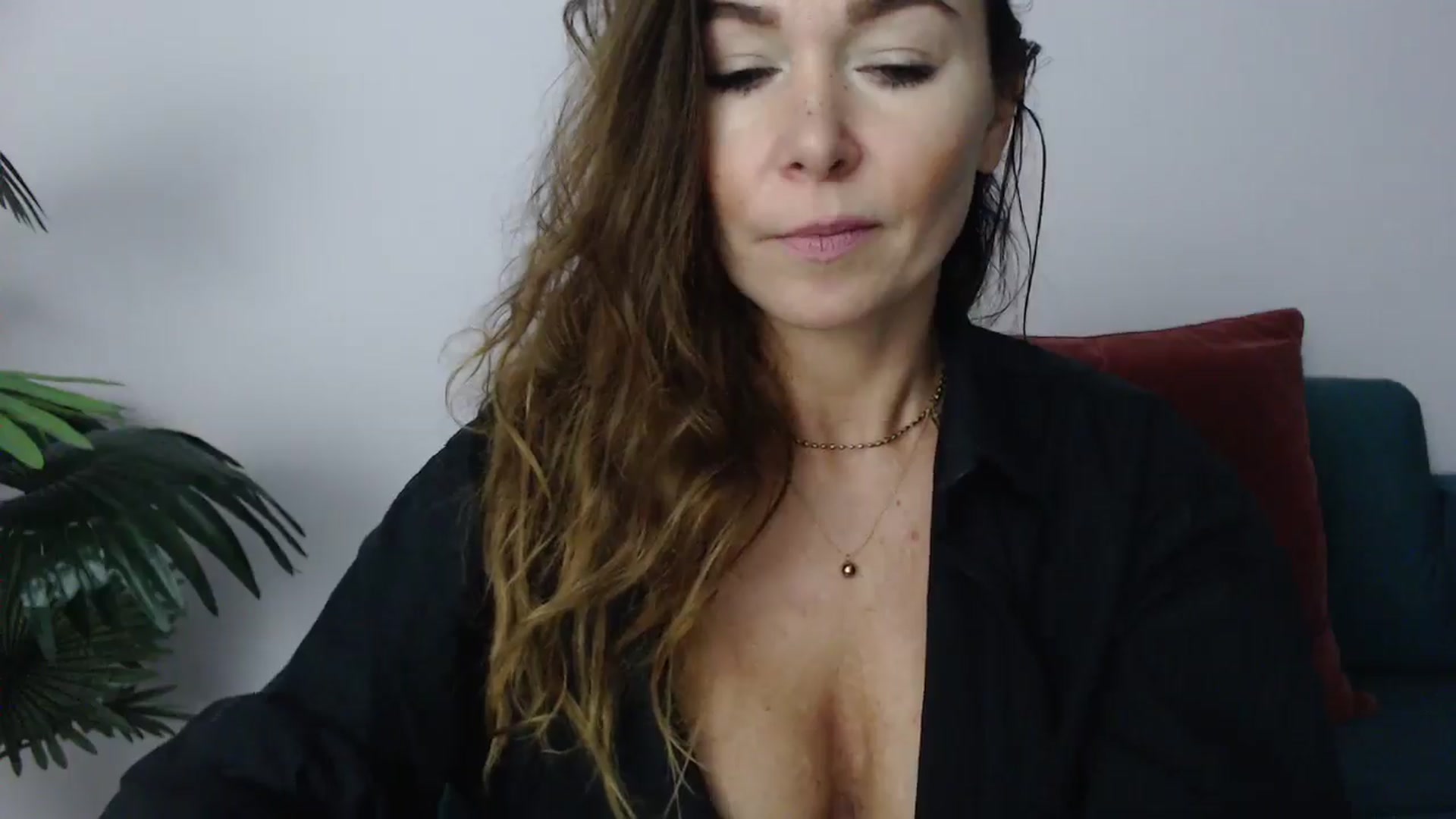 Gallery image thumbnail from Delilah_sweet's myfreecams stream on, 01/07/2025, 17:27 image 18 of 20