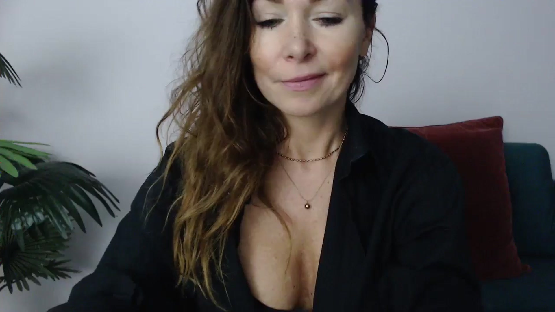 Gallery image thumbnail from Delilah_sweet's myfreecams stream on, 01/07/2025, 17:27 image 12 of 20