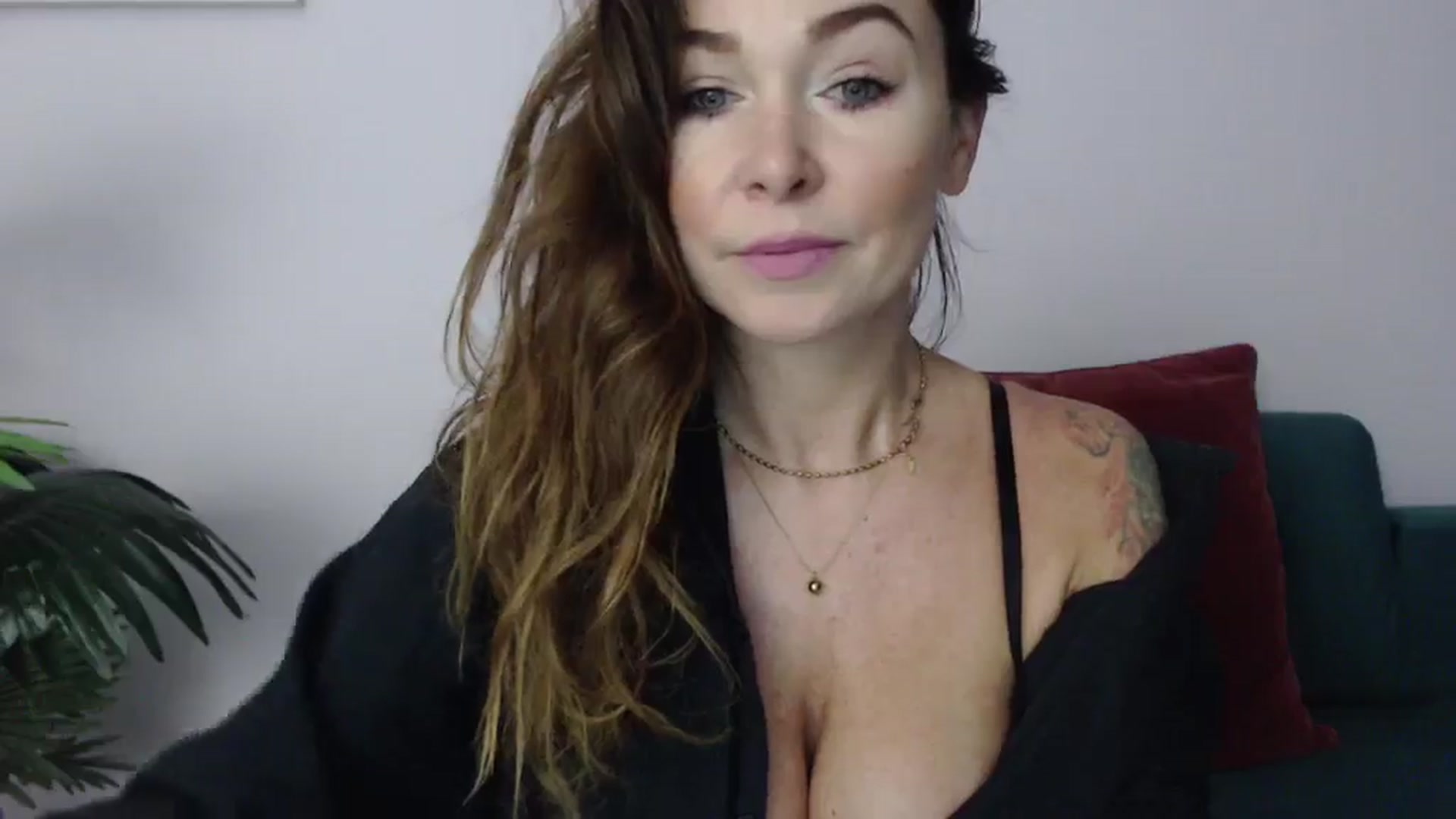 Gallery image thumbnail from Delilah_sweet's myfreecams stream on, 01/08/2025, 16:00 image 5 of 20