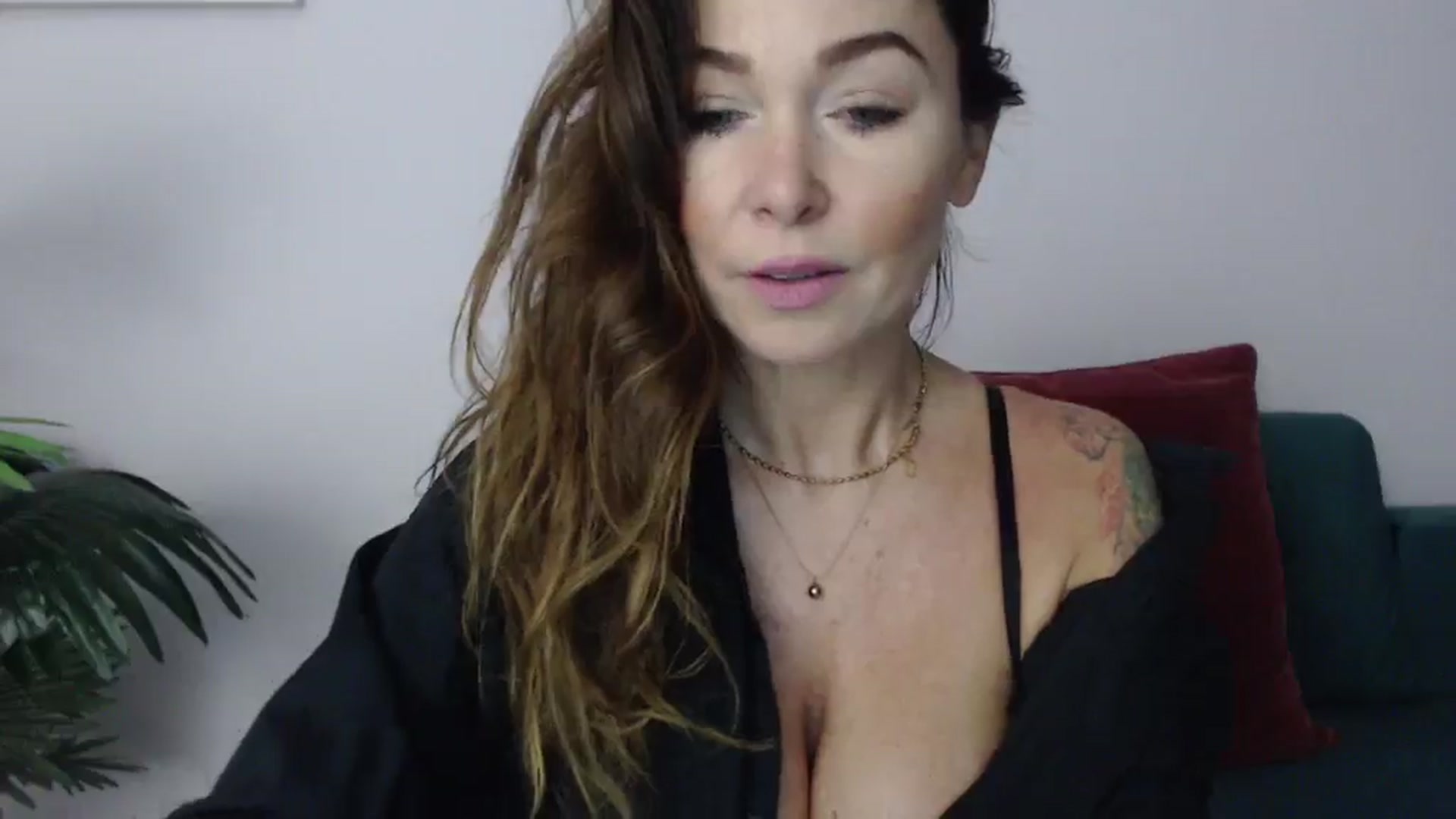 Gallery image thumbnail from Delilah_sweet's myfreecams stream on, 01/08/2025, 16:00 image 8 of 20