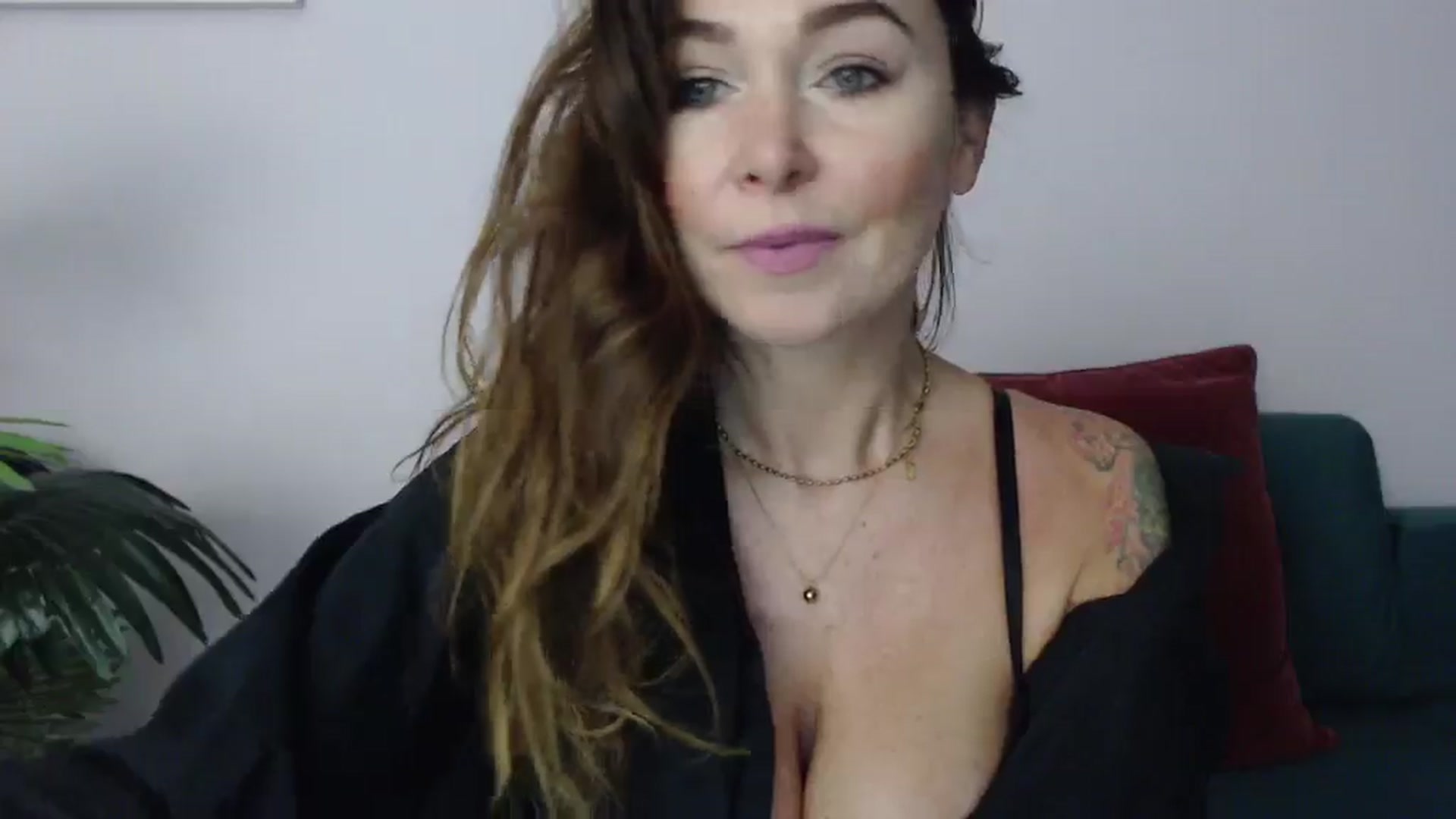 Gallery image thumbnail from Delilah_sweet's myfreecams stream on, 01/08/2025, 16:00 image 9 of 20