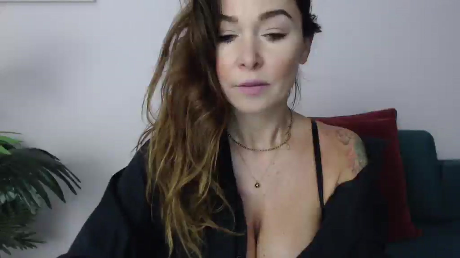 Gallery image thumbnail from Delilah_sweet's myfreecams stream on, 01/08/2025, 16:00 image 7 of 20