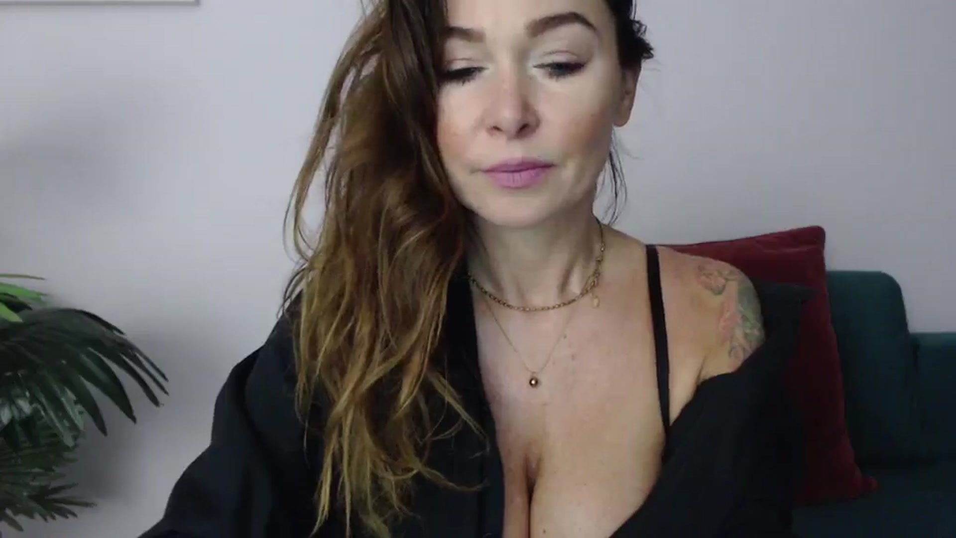 Gallery image thumbnail from Delilah_sweet's myfreecams stream on, 01/08/2025, 16:00 image 4 of 20