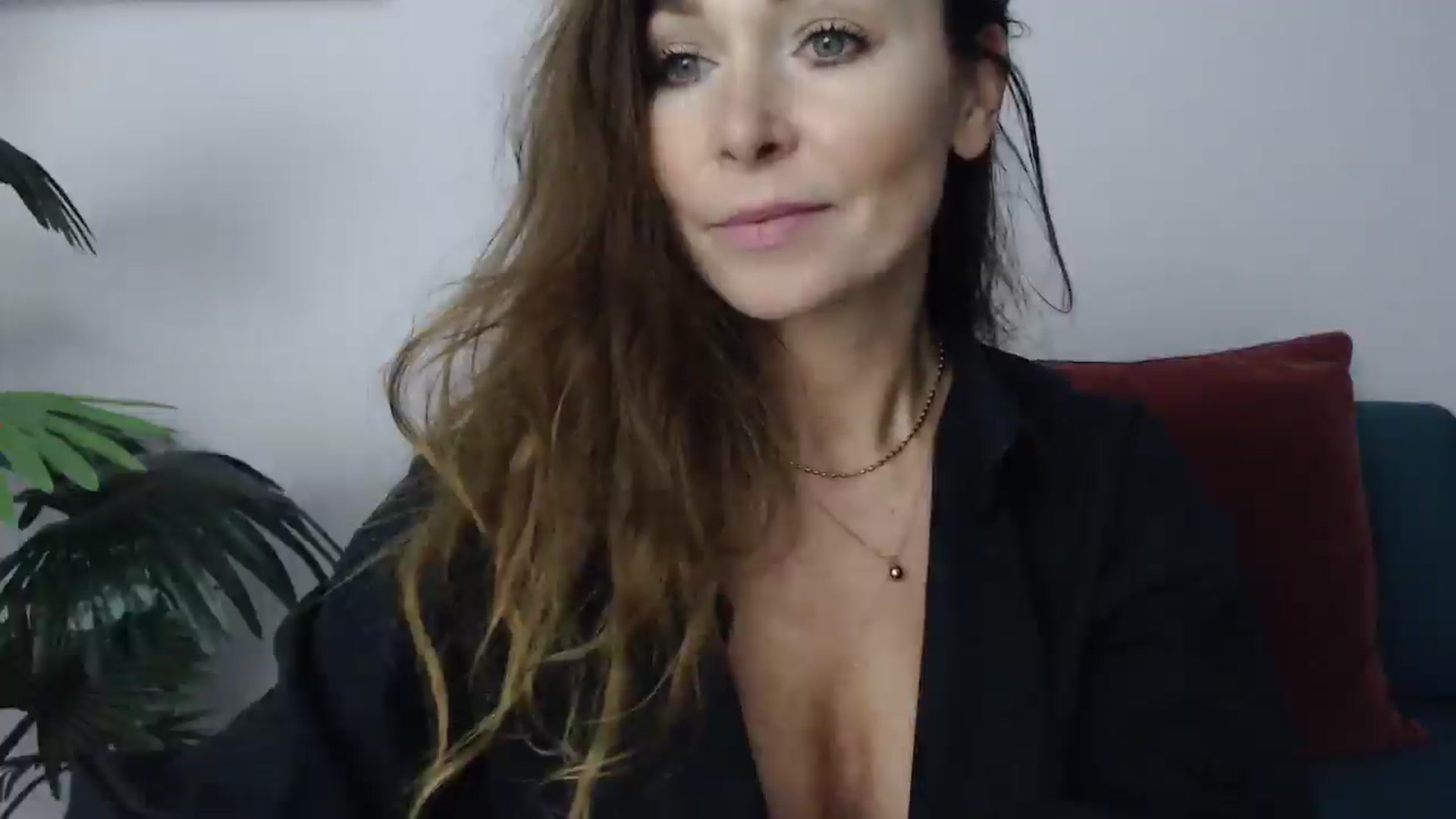 Gallery image thumbnail from Delilah_sweet's myfreecams stream on, 01/13/2025, 17:39 image 3 of 20