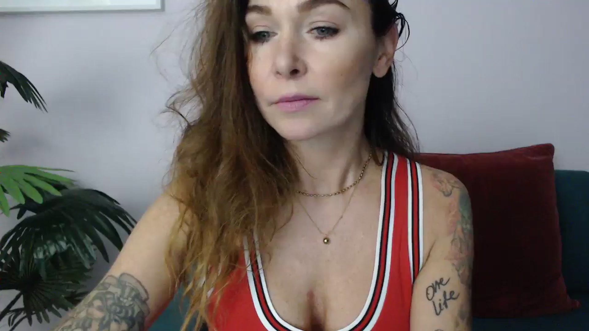 Gallery image thumbnail from Delilah_sweet's myfreecams stream on, 01/14/2025, 18:04 image 3 of 20