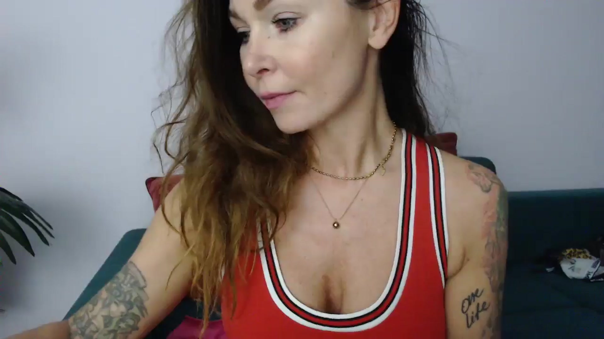Gallery image thumbnail from Delilah_sweet's myfreecams stream on, 01/15/2025, 17:30 image 11 of 20