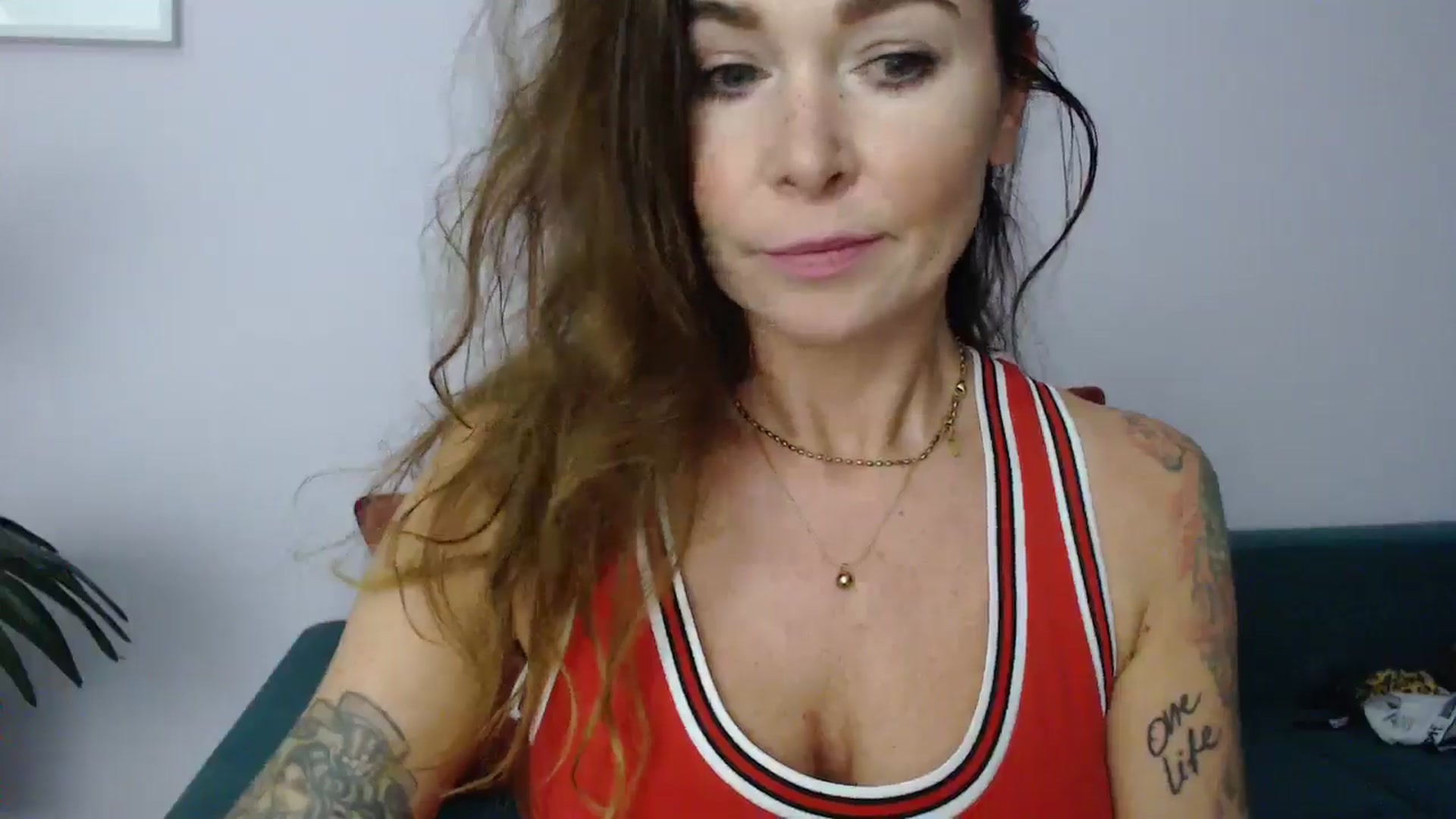 Gallery image thumbnail from Delilah_sweet's myfreecams stream on, 01/15/2025, 17:30 image 3 of 20