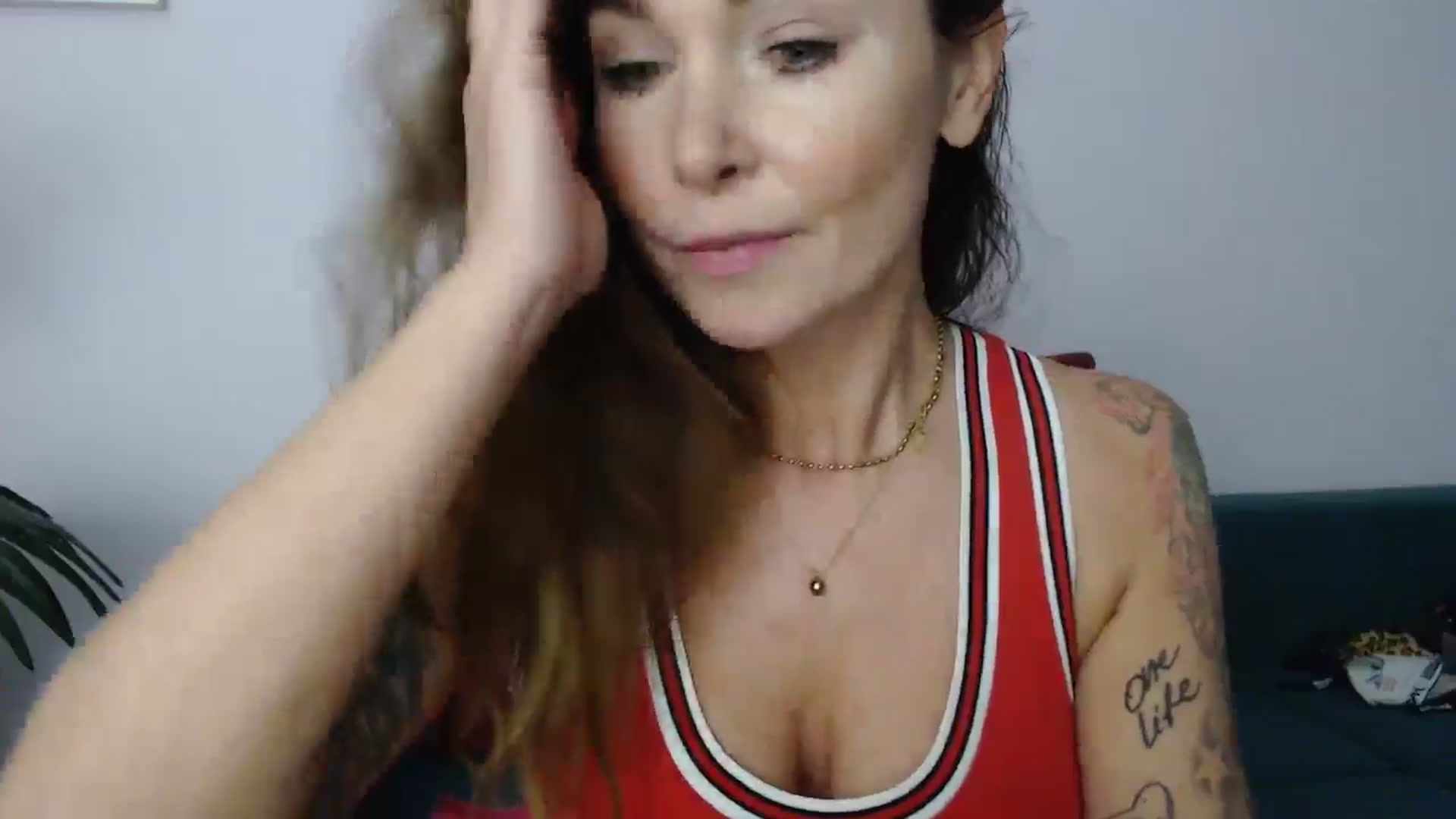 Gallery image thumbnail from Delilah_sweet's myfreecams stream on, 01/15/2025, 17:30 image 13 of 20