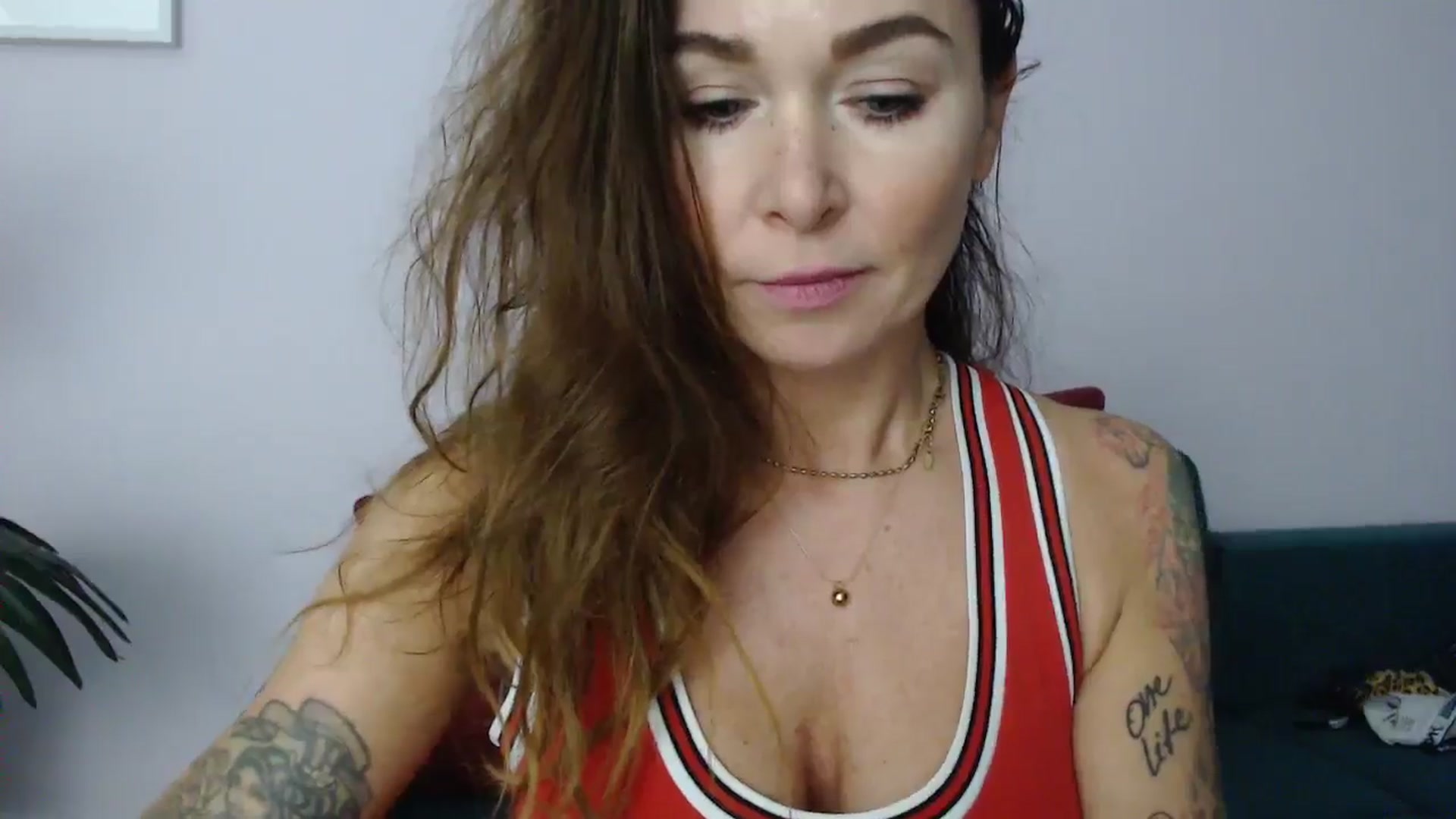 Gallery image thumbnail from Delilah_sweet's myfreecams stream on, 01/15/2025, 17:30 image 8 of 20