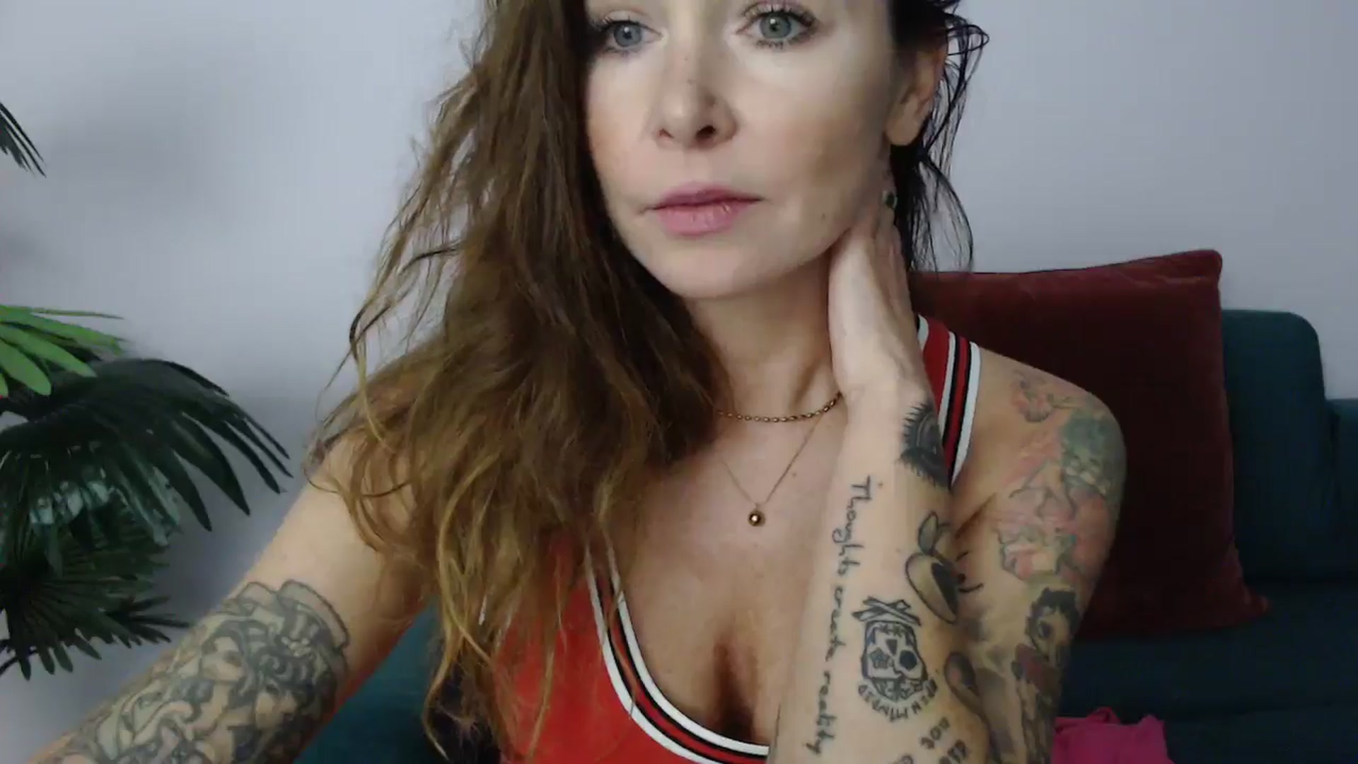 Gallery image thumbnail from Delilah_sweet's myfreecams stream on, 01/15/2025, 18:43 image 8 of 20