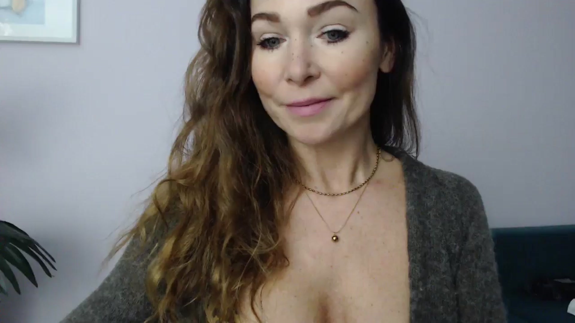 Gallery image thumbnail from Delilah_sweet's myfreecams stream on, 01/27/2025, 16:09 image 2 of 20