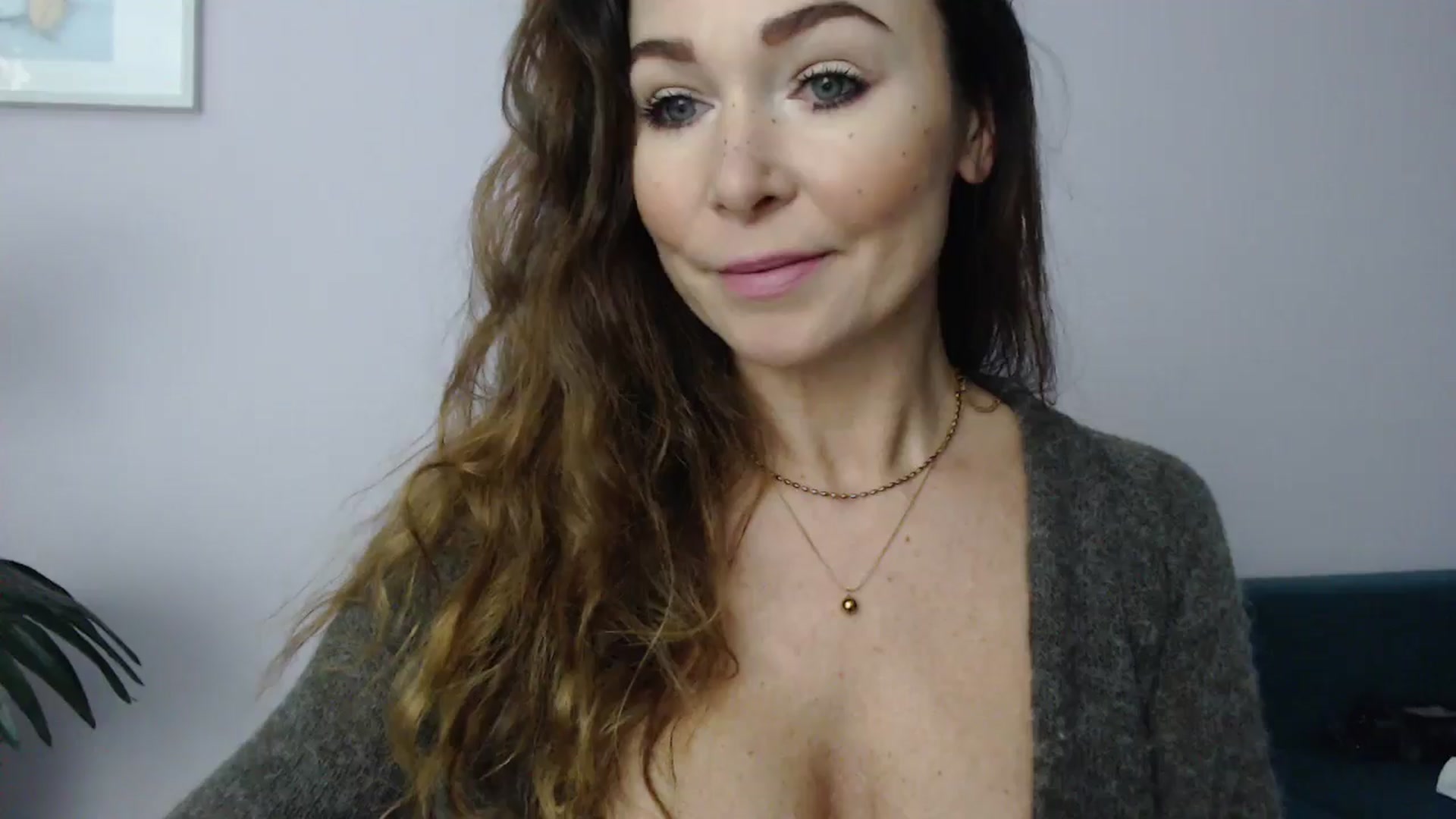 Gallery image thumbnail from Delilah_sweet's myfreecams stream on, 01/27/2025, 16:09 image 3 of 20