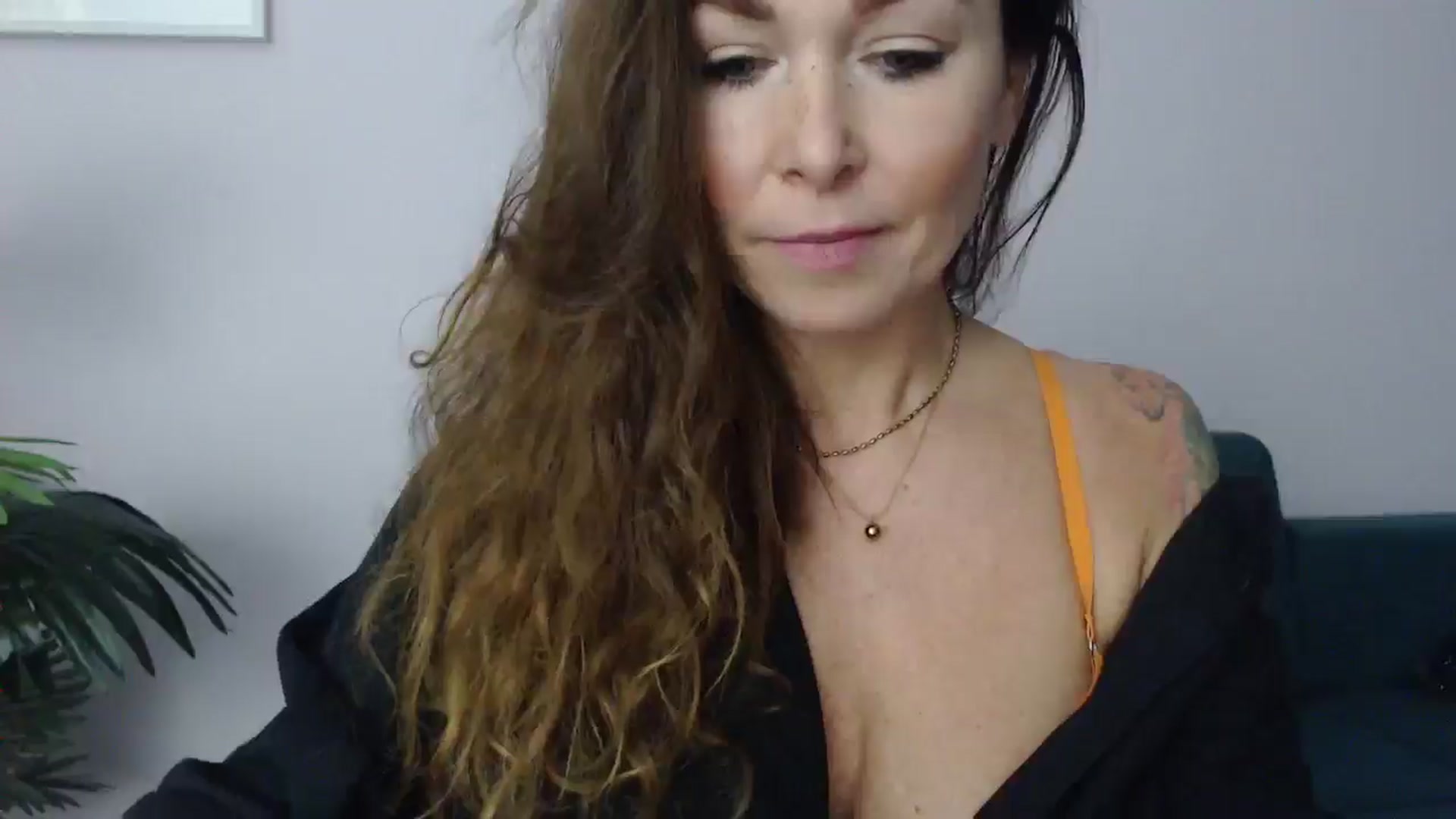 Gallery image thumbnail from Delilah_sweet's myfreecams stream on, 01/28/2025, 17:47 image 14 of 20