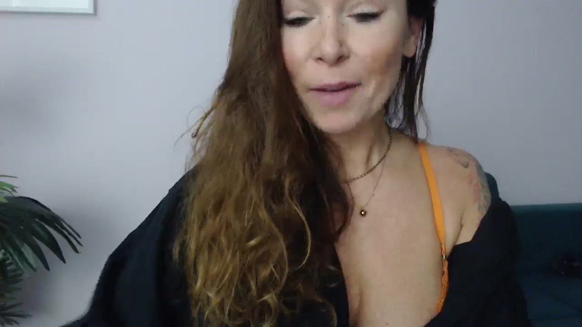 Gallery image thumbnail from Delilah_sweet's myfreecams stream on, 01/28/2025, 17:47 image 10 of 20