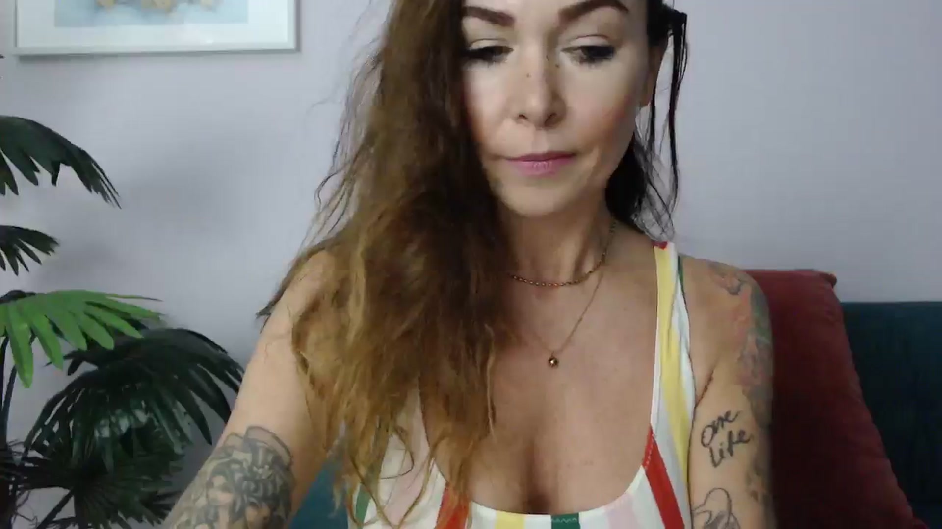 Gallery image thumbnail from Delilah_sweet's myfreecams stream on, 01/29/2025, 18:15 image 17 of 20