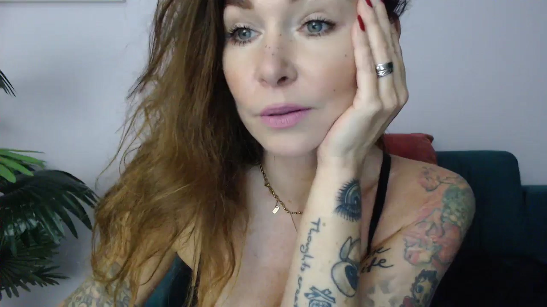 Gallery image thumbnail from Delilah_sweet's myfreecams stream on, 01/30/2025, 14:51 image 13 of 20