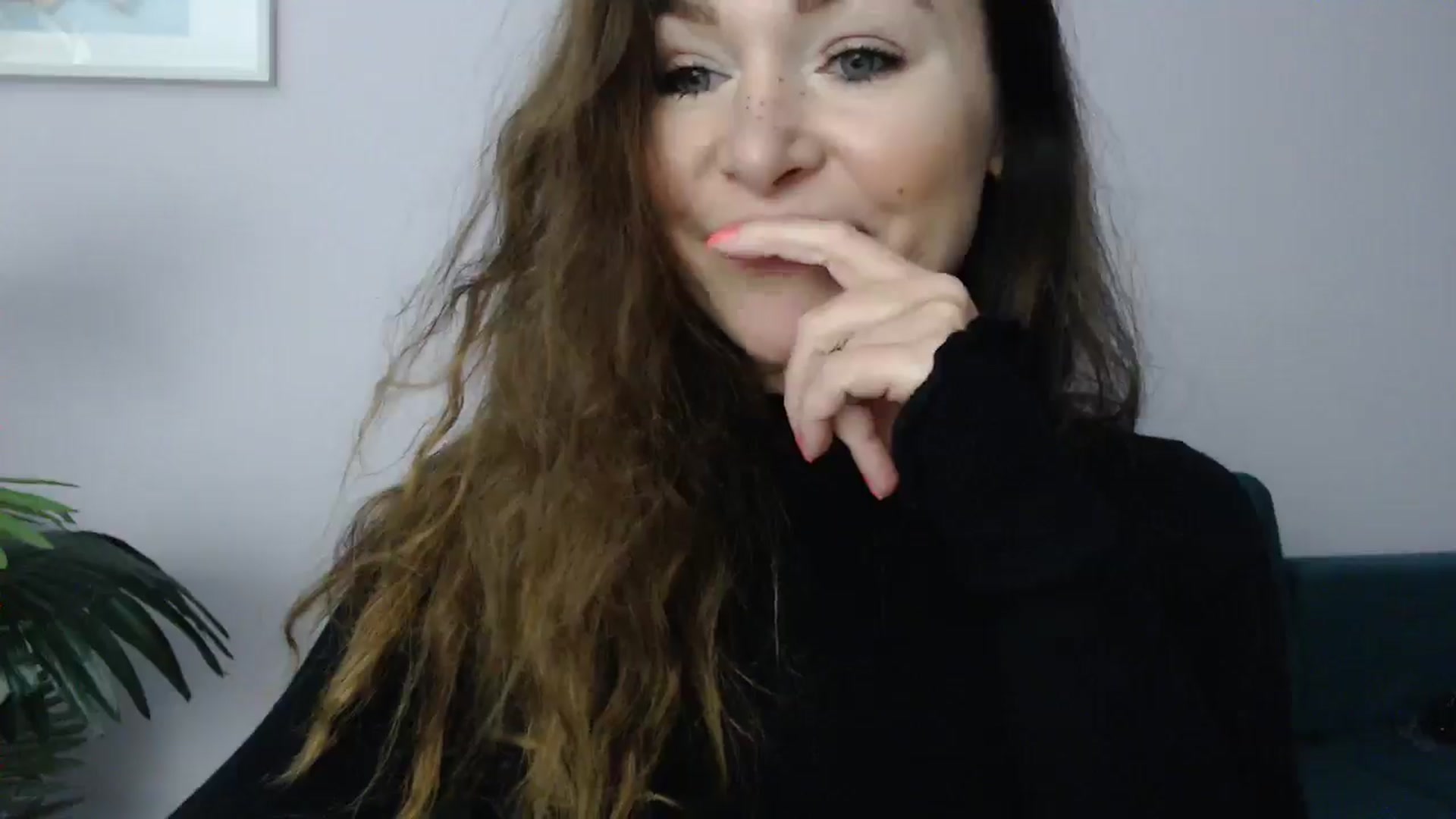 Gallery image thumbnail from Delilah_sweet's myfreecams stream on, 02/05/2025, 17:57 image 3 of 20