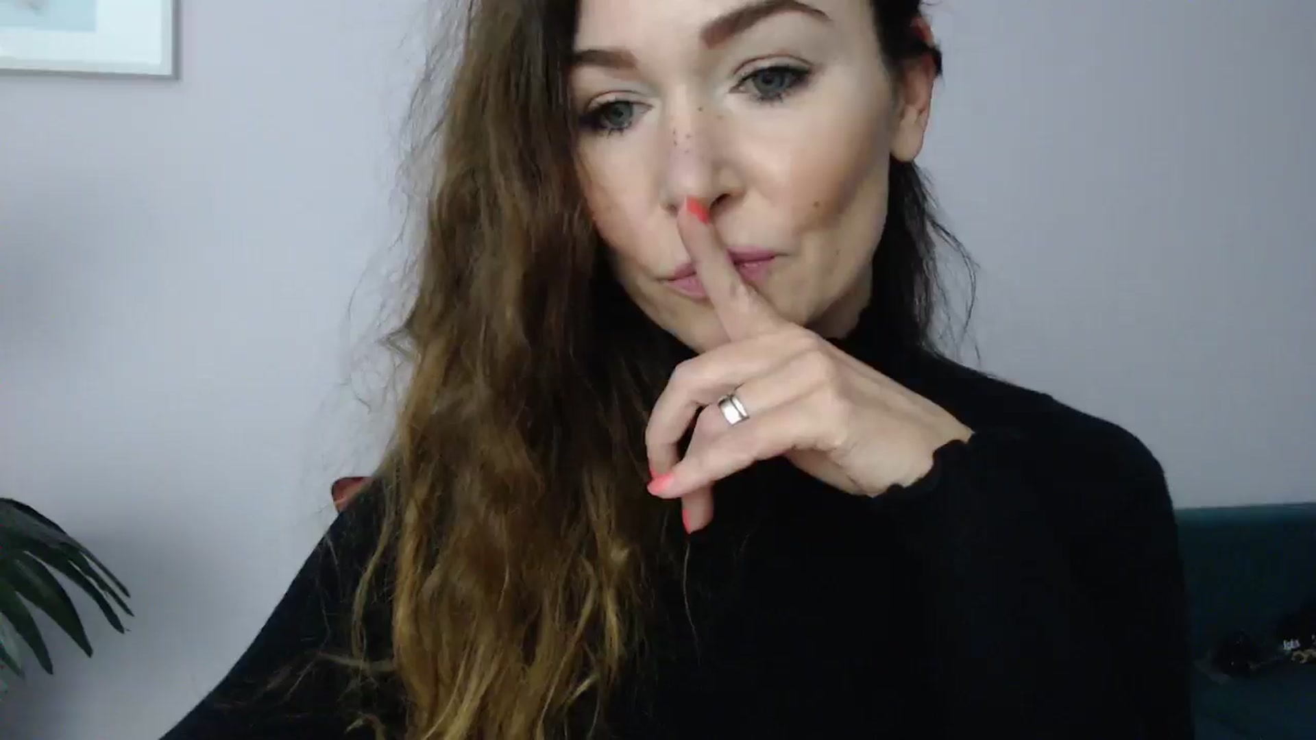 Gallery image thumbnail from Delilah_sweet's myfreecams stream on, 02/05/2025, 17:57 image 12 of 20