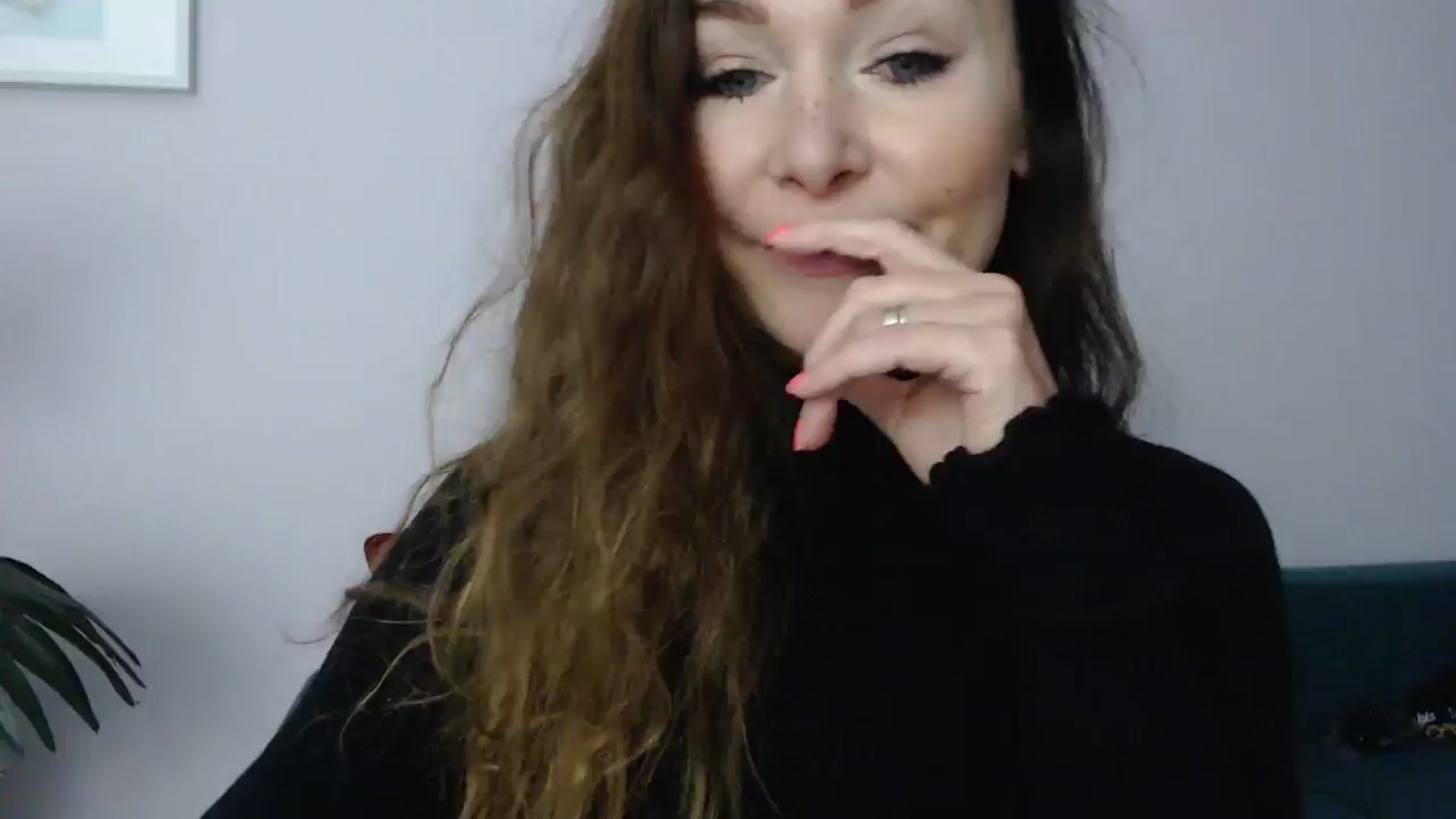 Gallery image thumbnail from Delilah_sweet's myfreecams stream on, 02/05/2025, 17:57 image 6 of 20