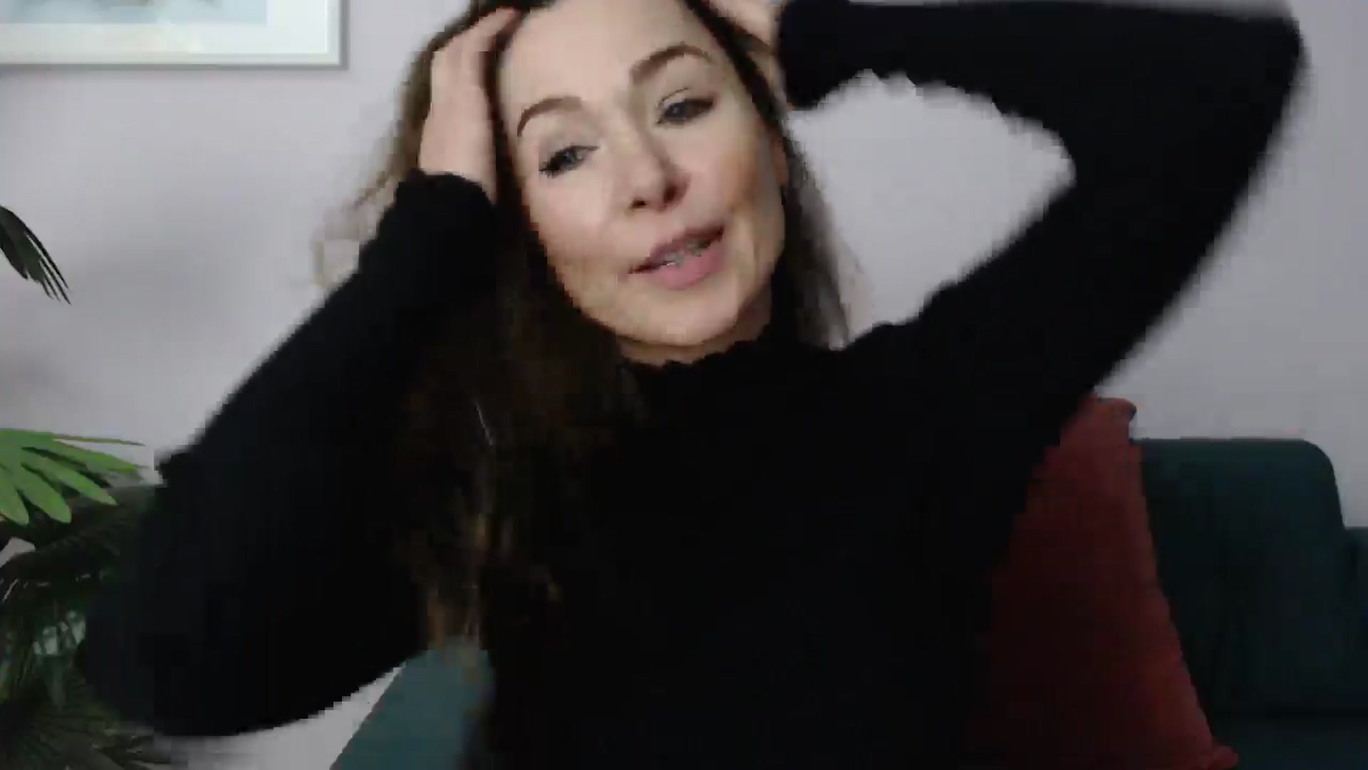 Gallery image thumbnail from Delilah_sweet's myfreecams stream on, 02/05/2025, 18:37 image 18 of 20