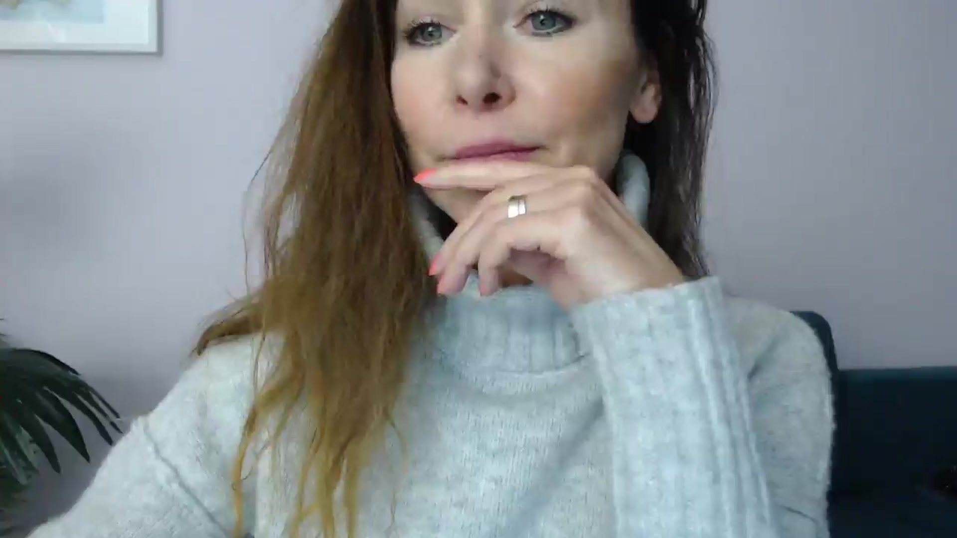 Gallery image thumbnail from Delilah_sweet's myfreecams stream on, 02/06/2025, 16:13 image 14 of 20