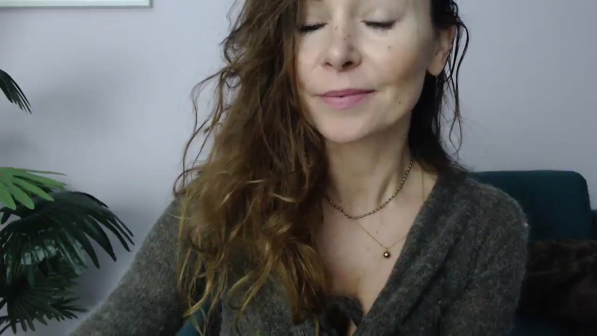 Gallery image thumbnail from Delilah_sweet's myfreecams stream on, 02/17/2025, 17:49 image 12 of 20