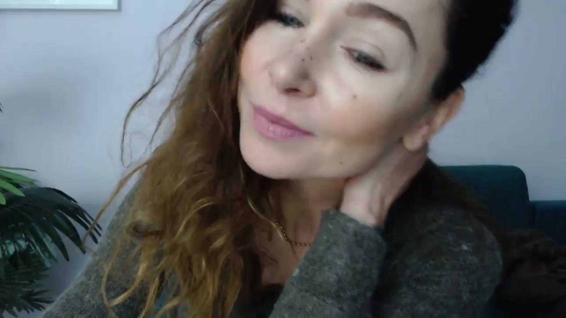 Gallery image thumbnail from Delilah_sweet's myfreecams stream on, 02/17/2025, 17:49 image 17 of 20