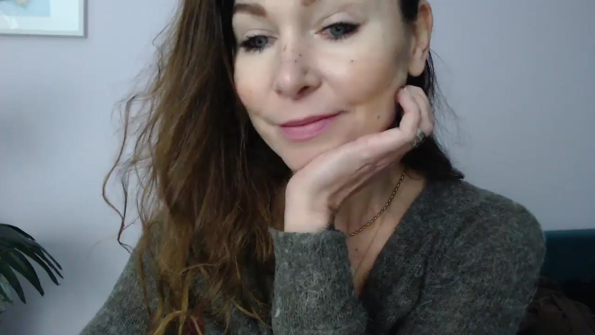 Gallery image thumbnail from Delilah_sweet's myfreecams stream on, 02/17/2025, 18:26 image 13 of 20