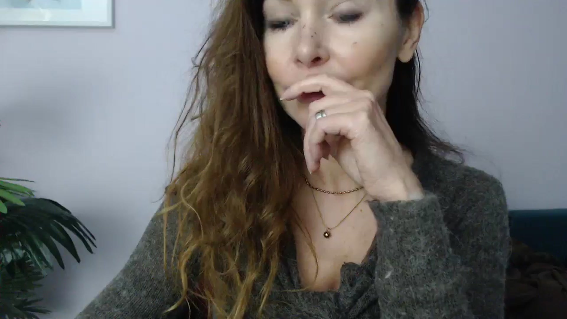 Gallery image thumbnail from Delilah_sweet's myfreecams stream on, 02/17/2025, 19:01 image 18 of 20