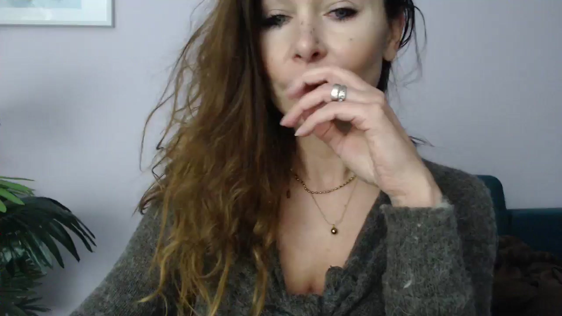 Gallery image thumbnail from Delilah_sweet's myfreecams stream on, 02/17/2025, 19:01 image 1 of 20