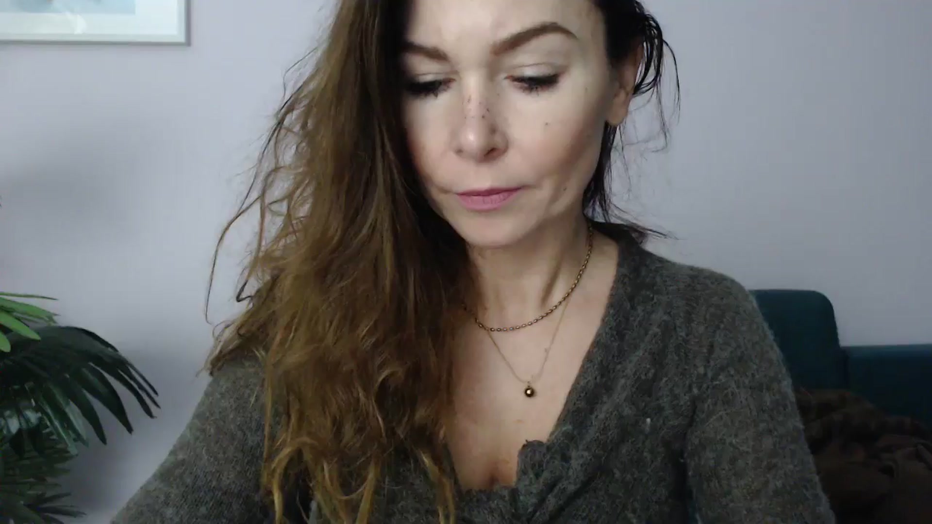 Gallery image thumbnail from Delilah_sweet's myfreecams stream on, 02/17/2025, 19:01 image 3 of 20