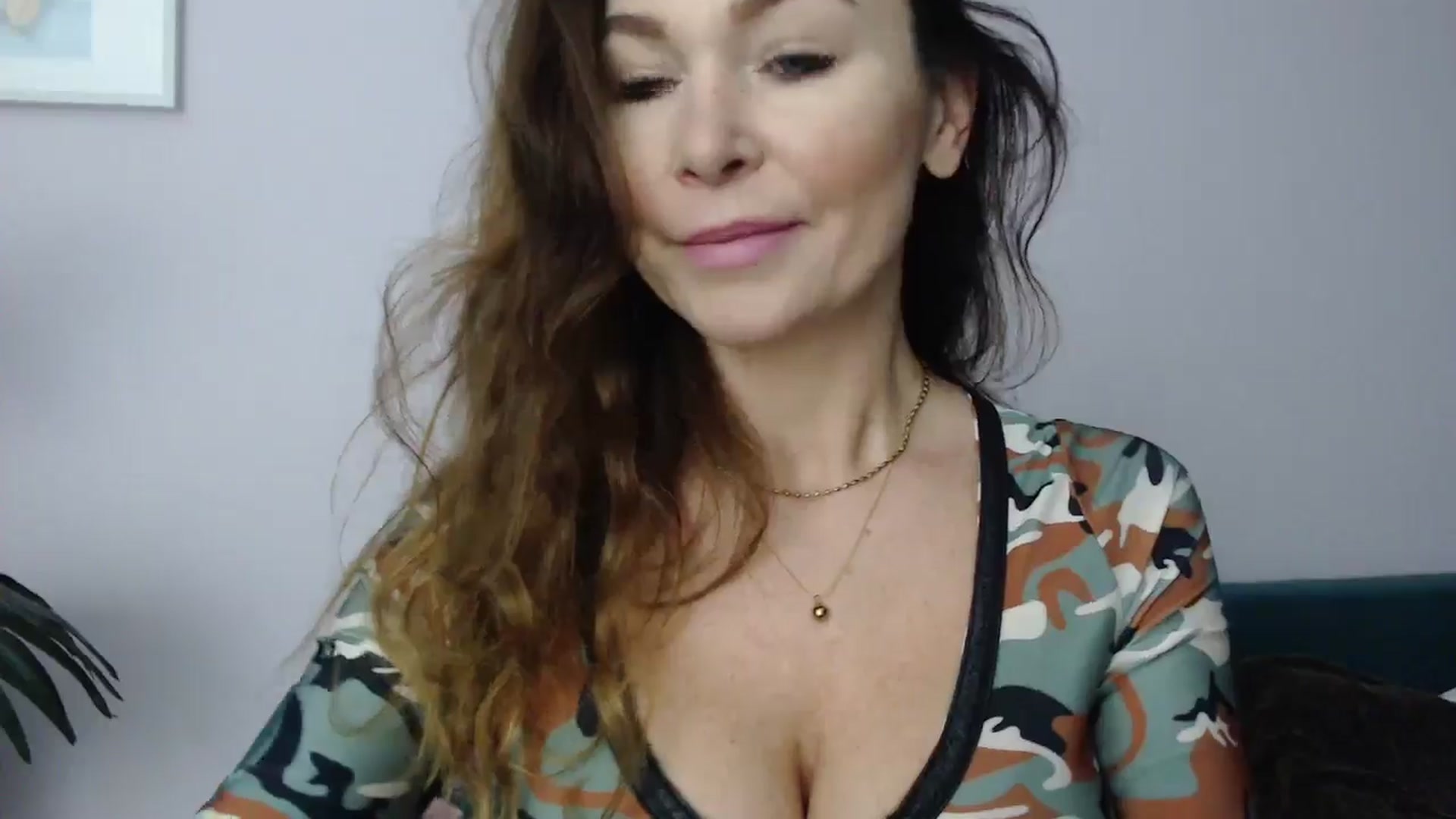 Gallery image thumbnail from Delilah_sweet's myfreecams stream on, 02/19/2025, 18:24 image 6 of 20